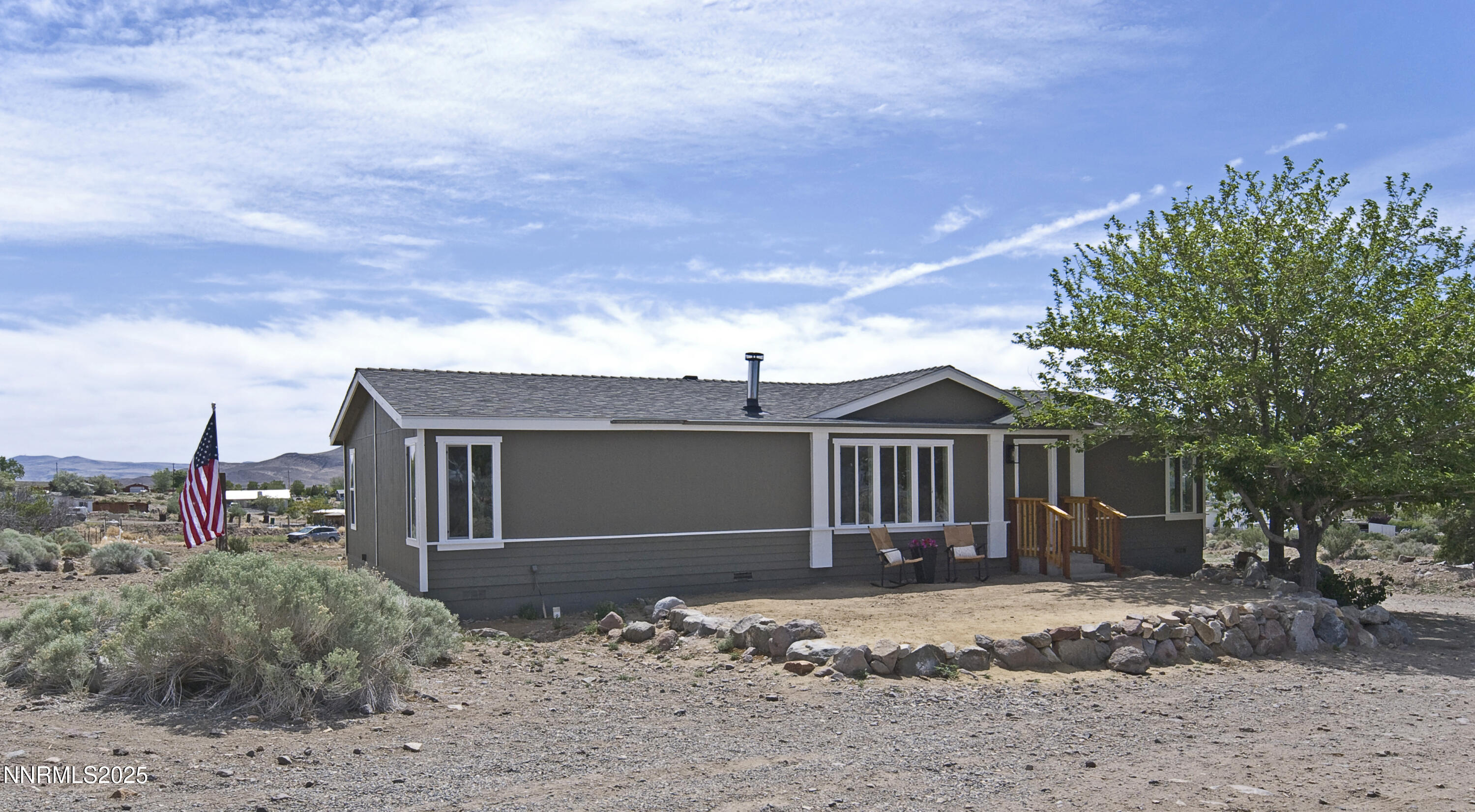 158 Julie Way Property Photo 1