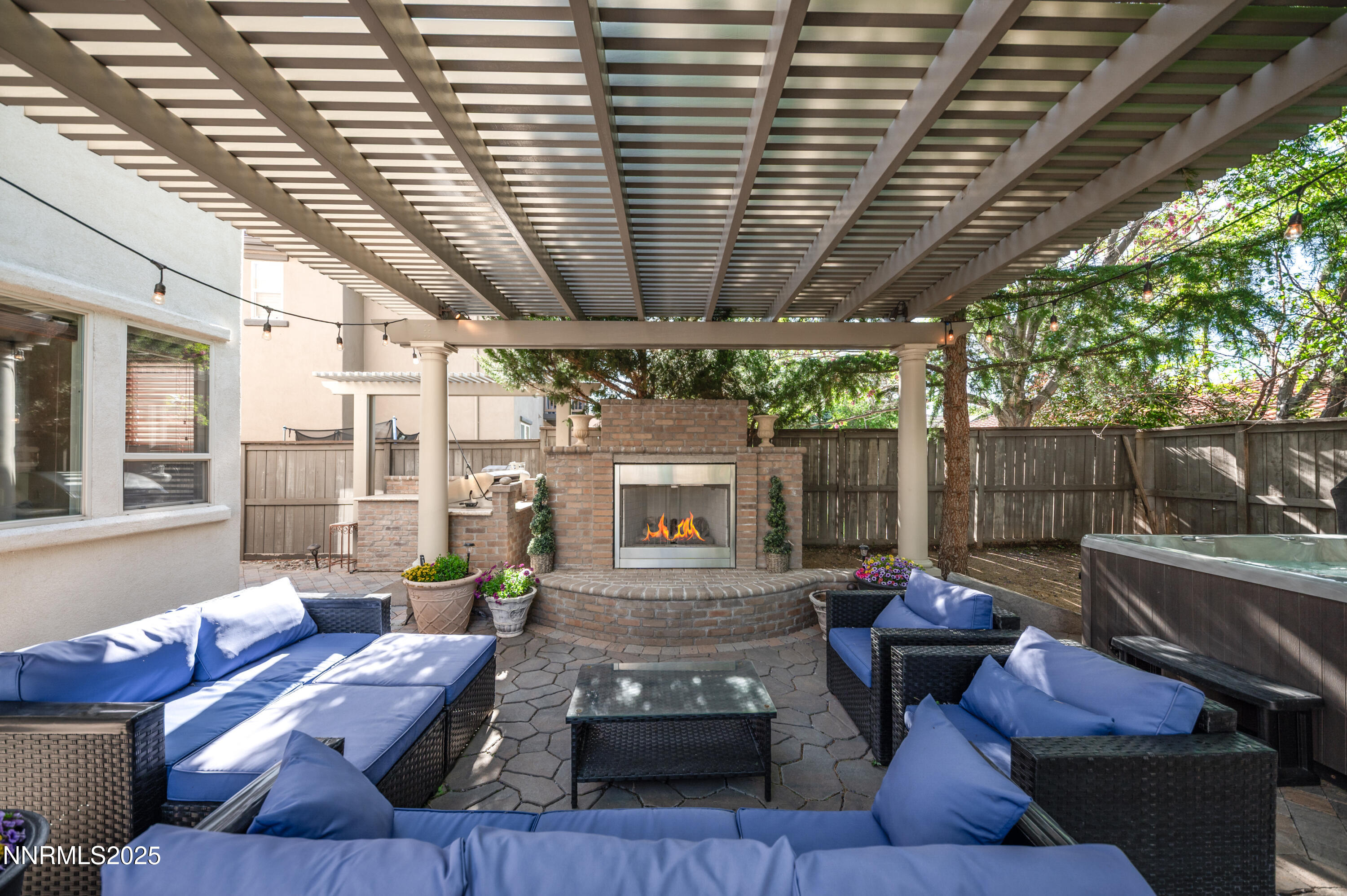471 Shire Court Property Photo 1
