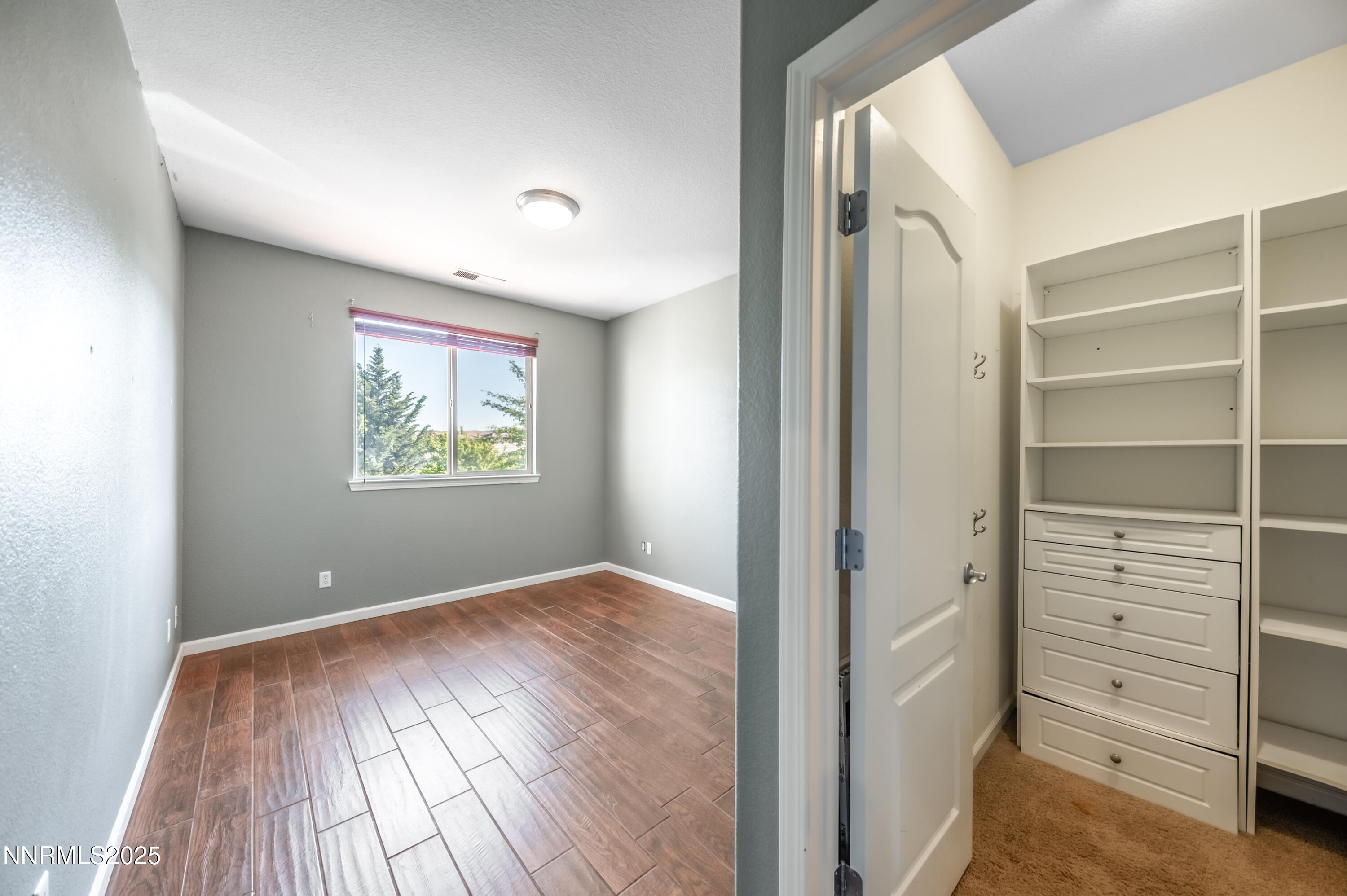 471 Shire Court Property Photo 35