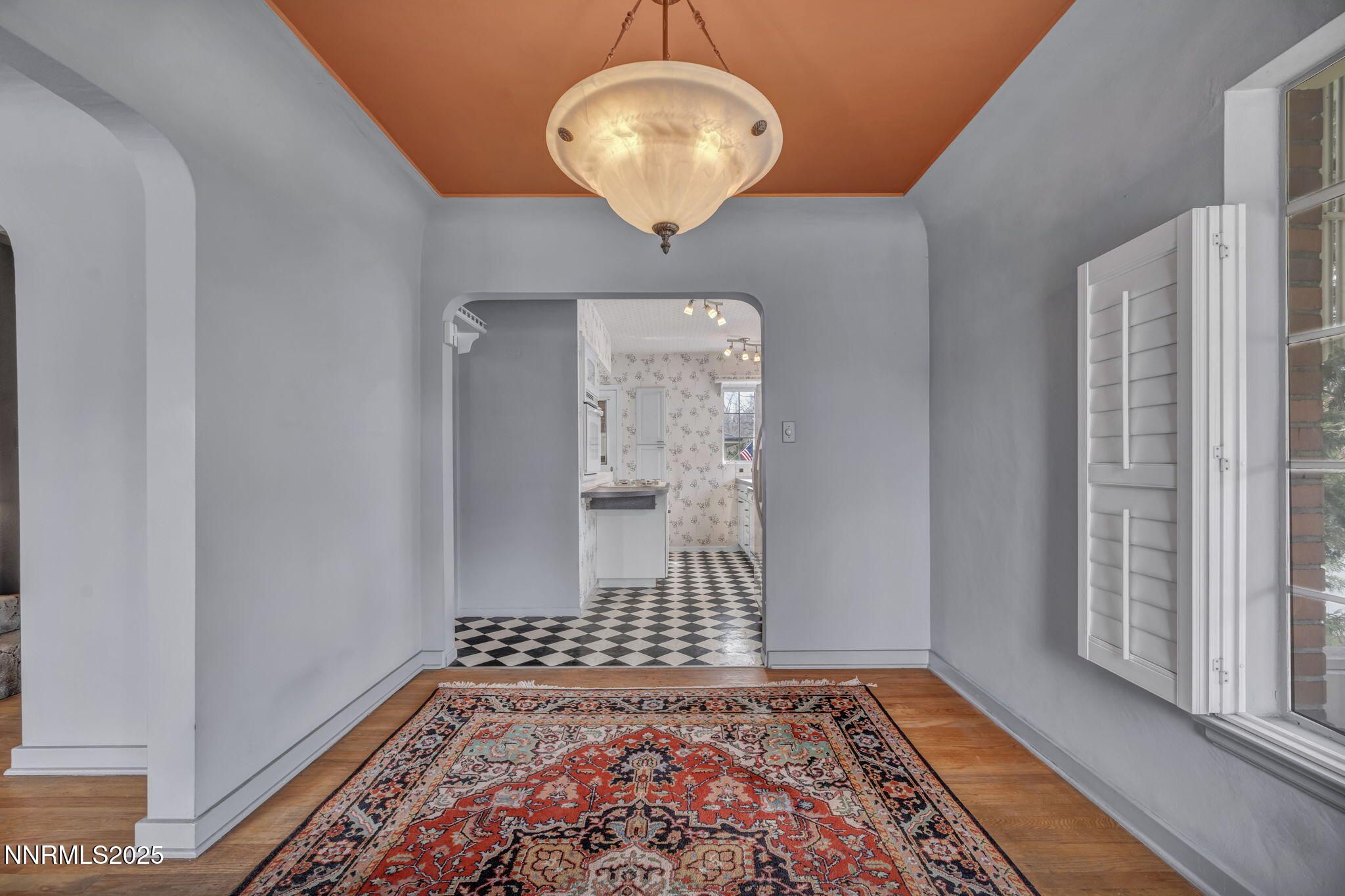 590 St Lawrence Avenue Property Photo 10
