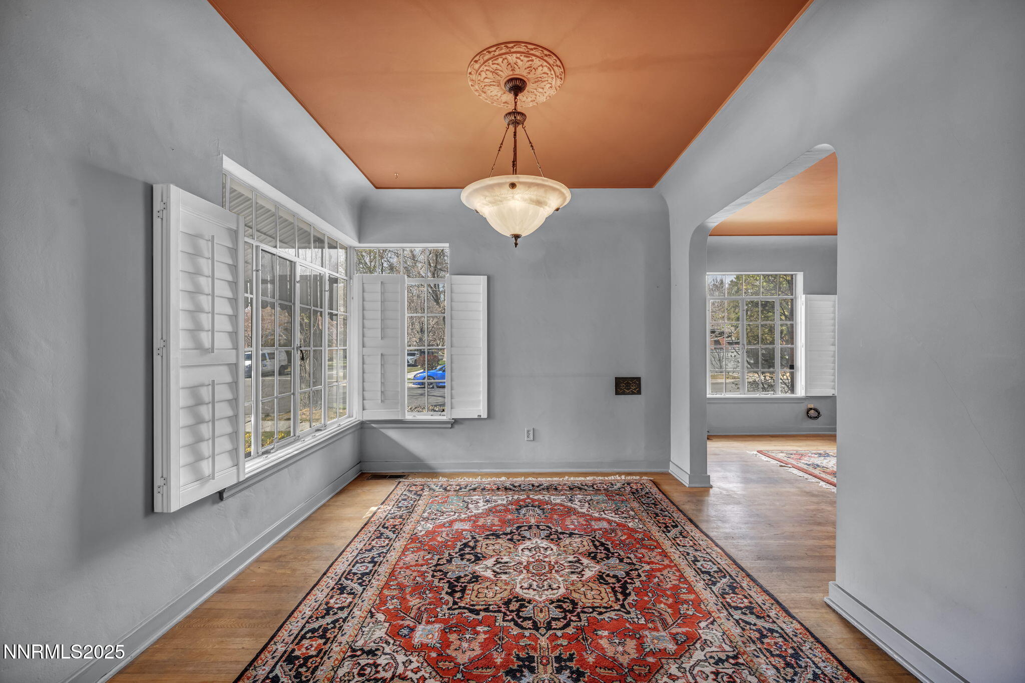 590 St Lawrence Avenue Property Photo 13