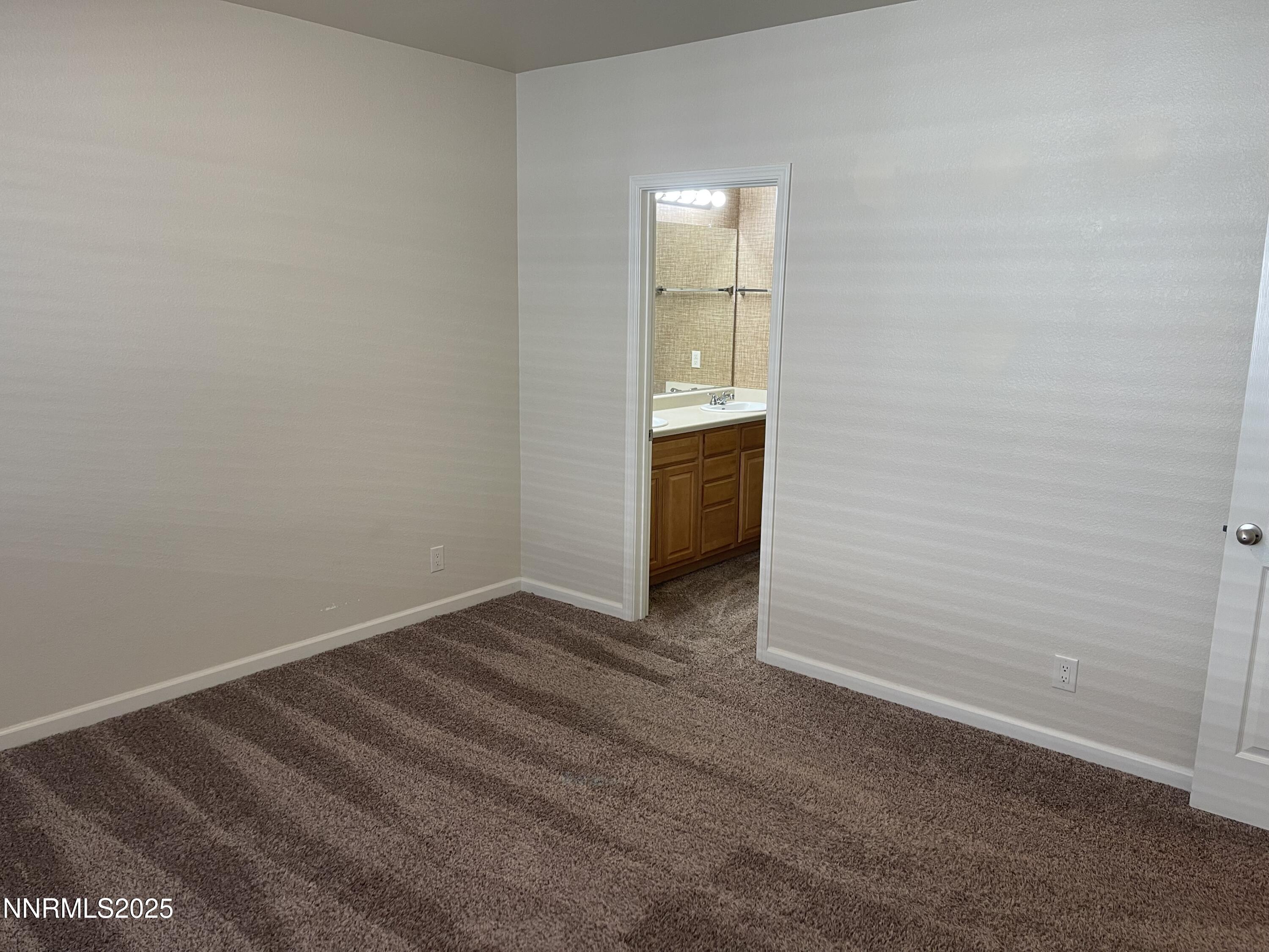 2130 Overland Park Drive Property Photo 12
