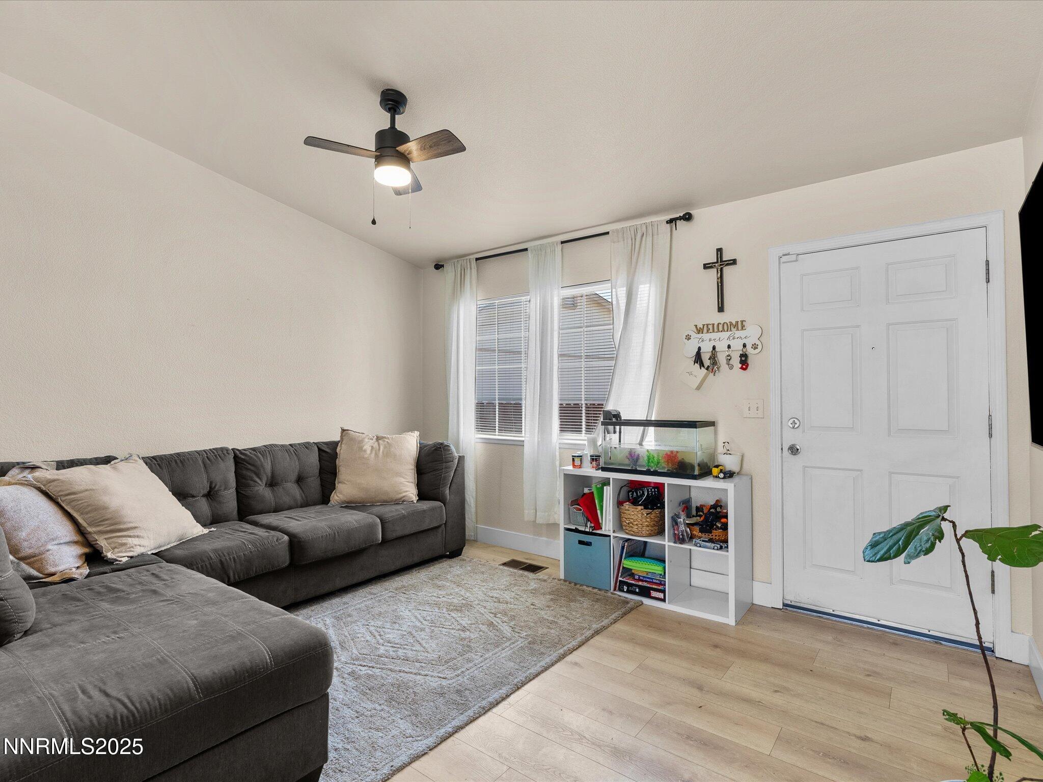 6485 Oneida Court Property Photo 6