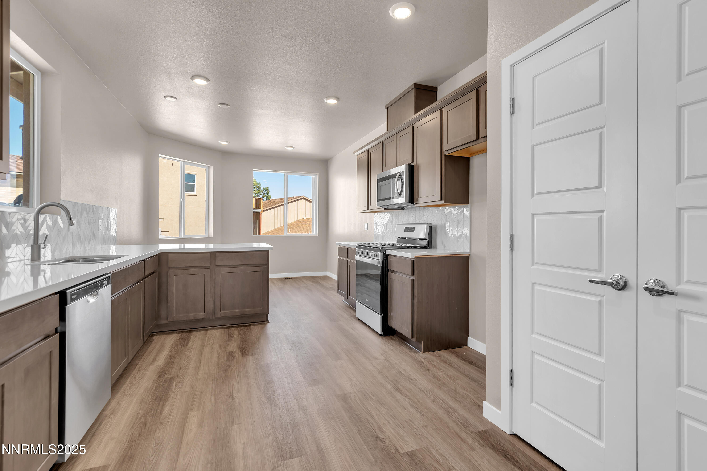 1466 Copper Point Circle Property Photo 8