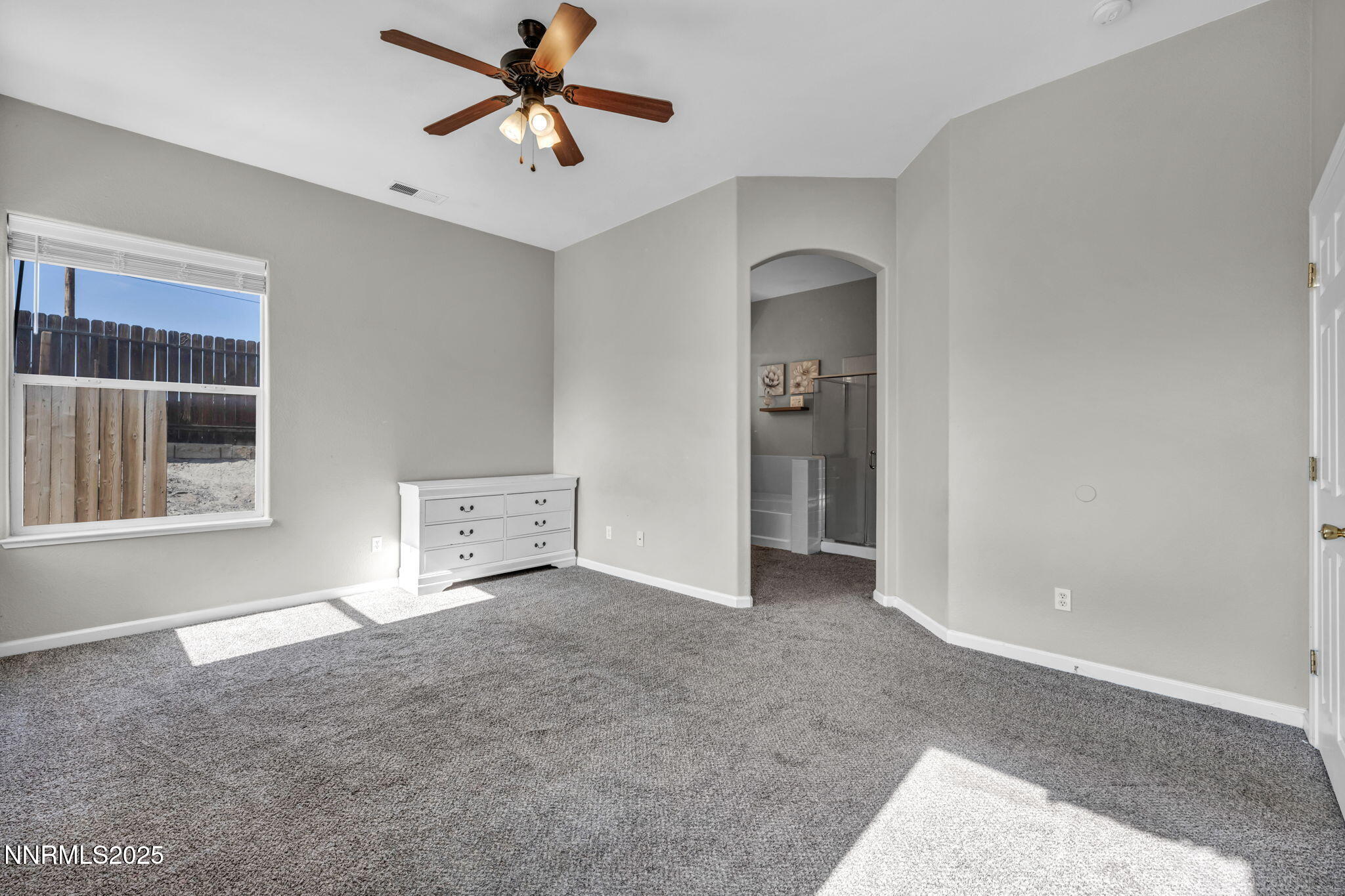 908 Jones Way Property Photo 19
