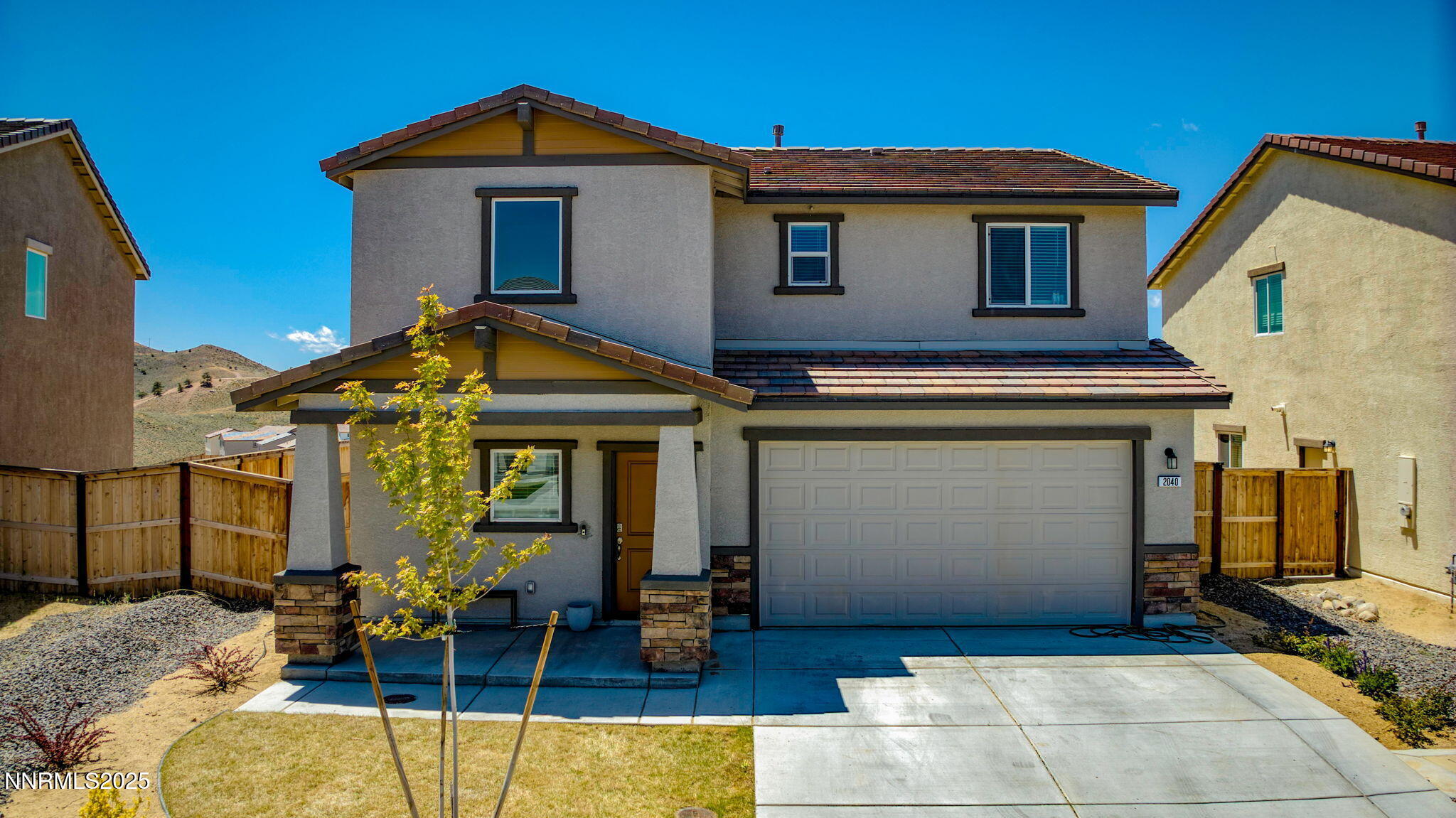 2040 Painted Sky Way Property Photo 1