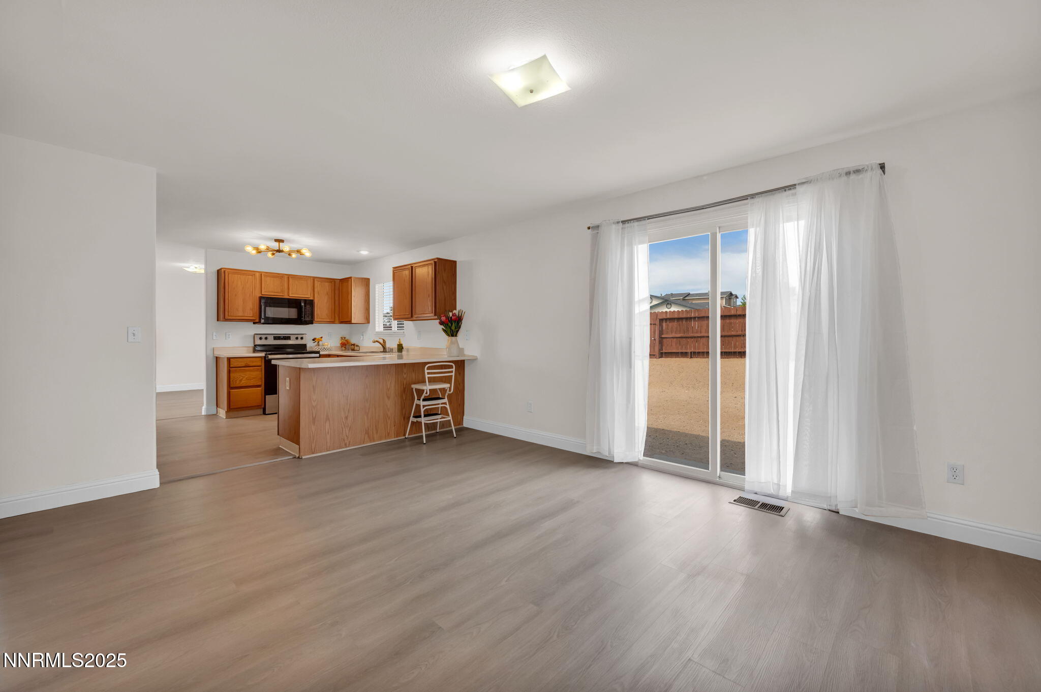 6505 Galice Court Property Photo 12