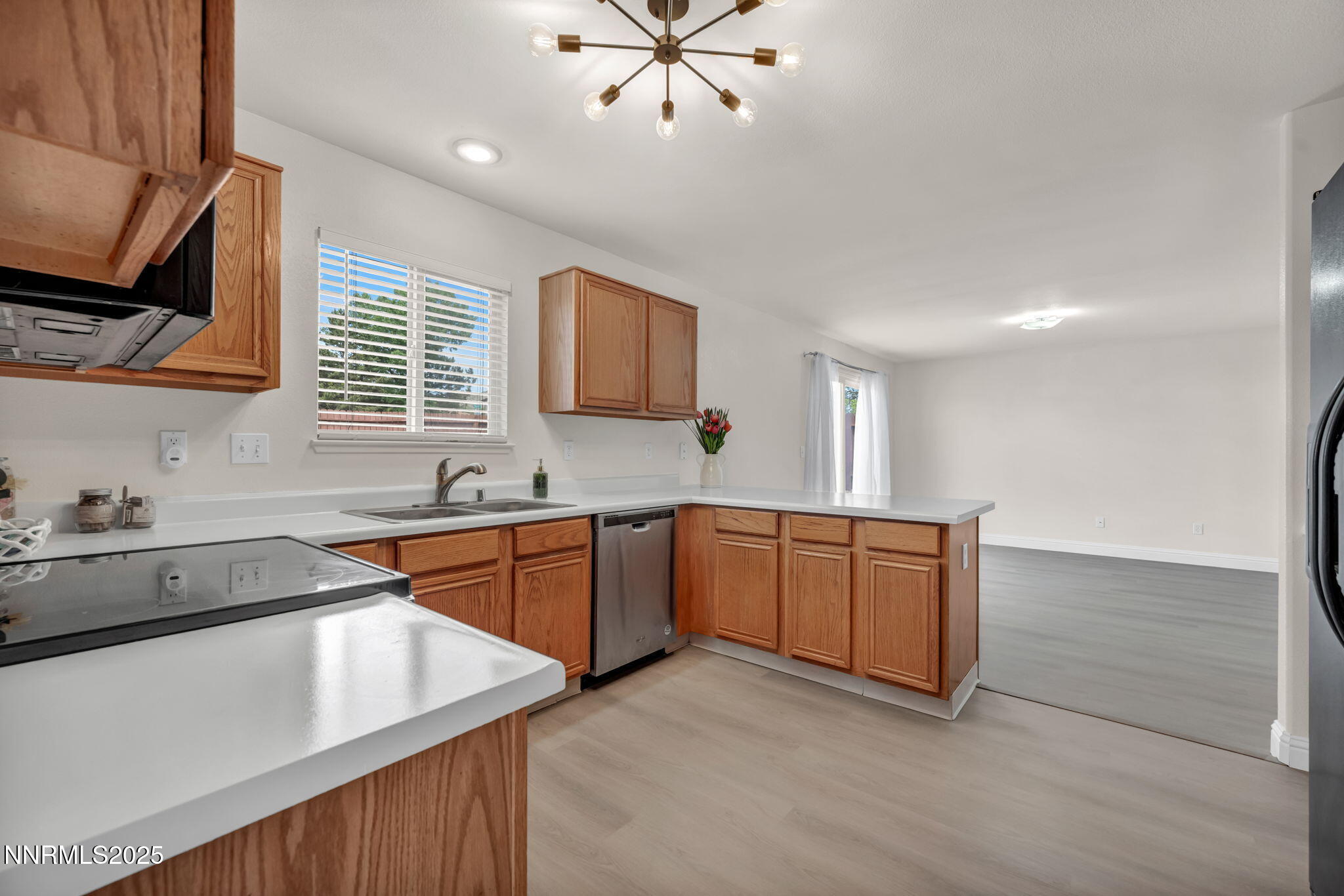 6505 Galice Court Property Photo 32