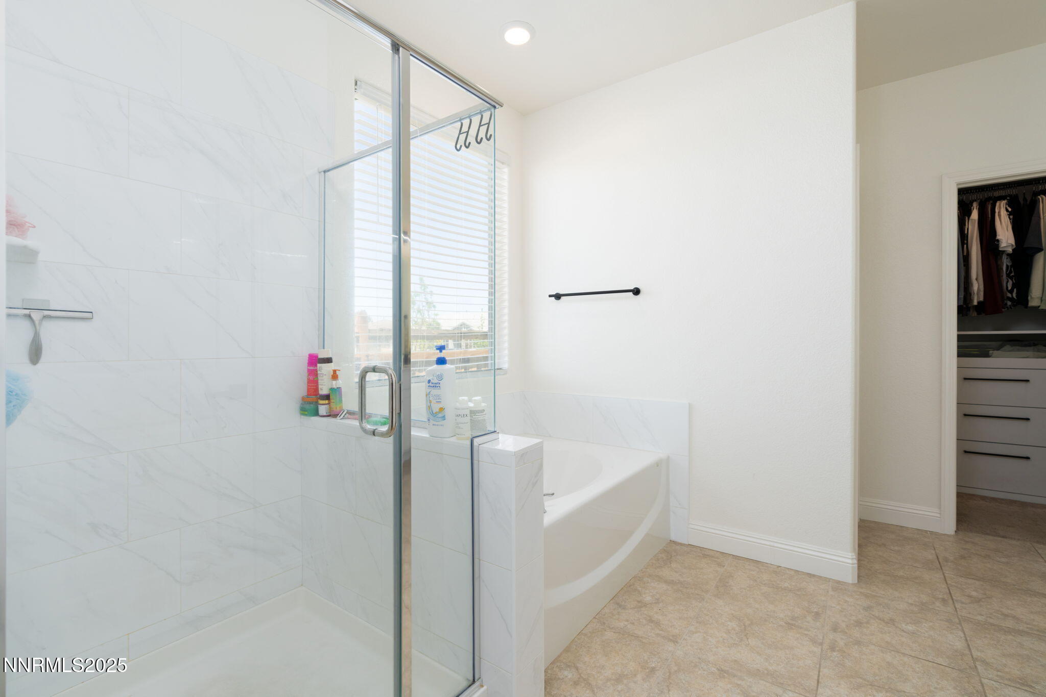 3701 Early Dawn Drive Property Photo 18