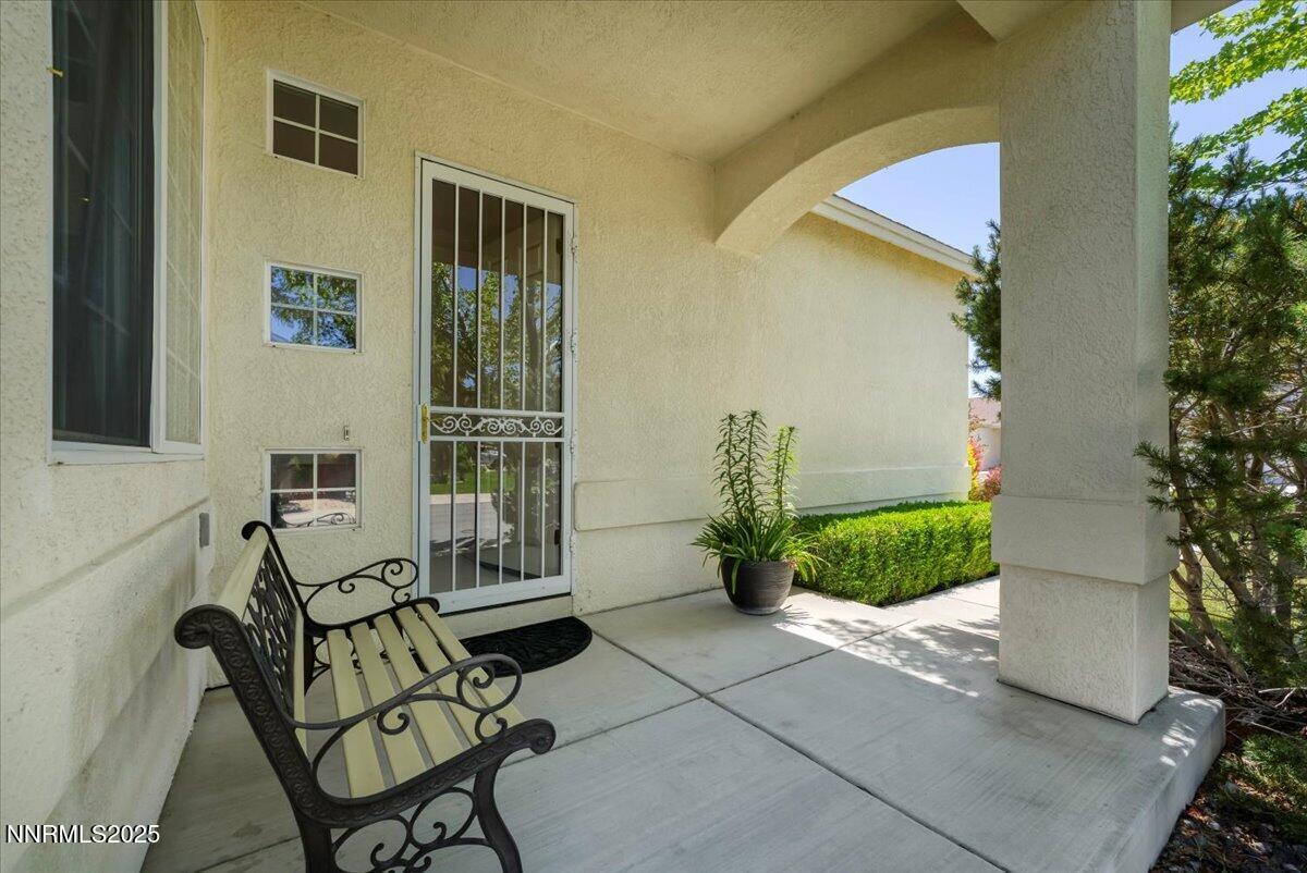 1328 Windridge Drive Property Photo 5
