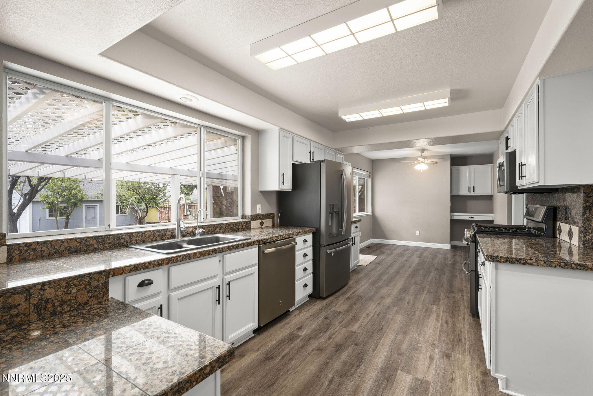 15 Sunlit Court Property Photo 15