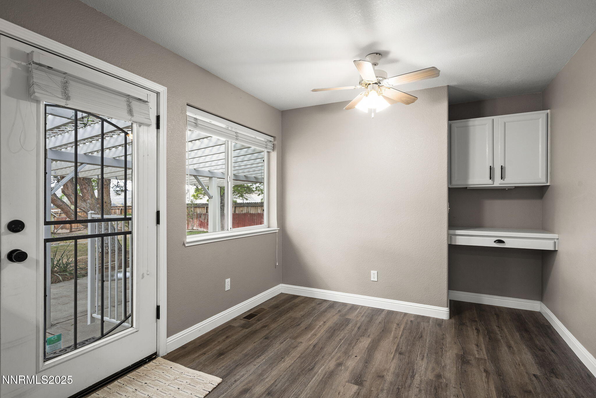 15 Sunlit Court Property Photo 18