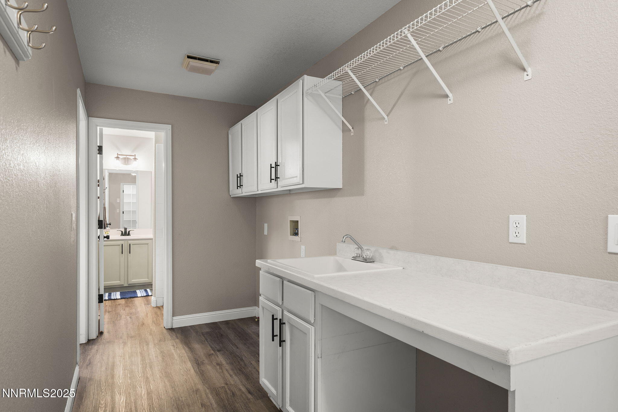 15 Sunlit Court Property Photo 19