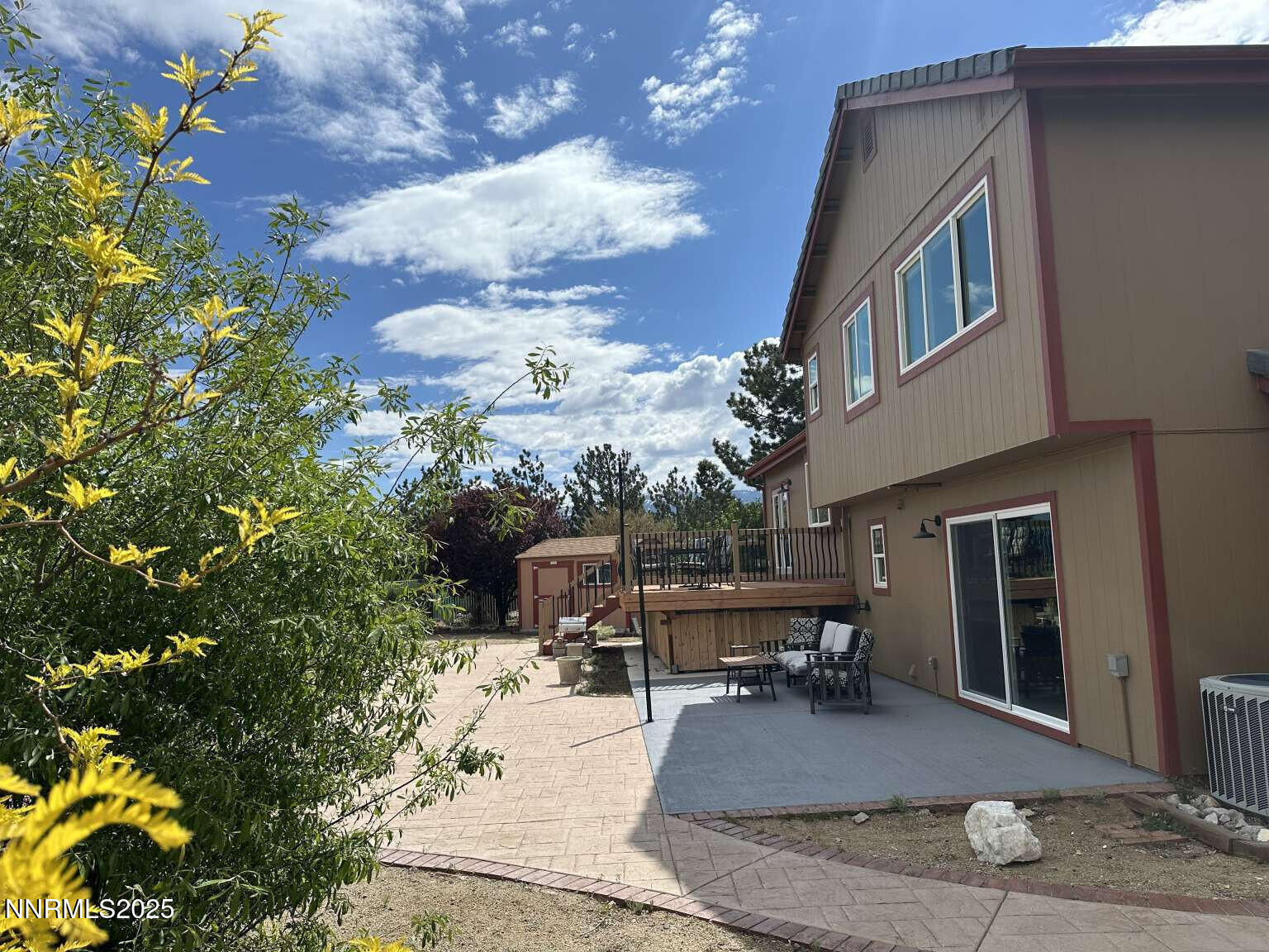 2860 Brittania Court Property Photo 3