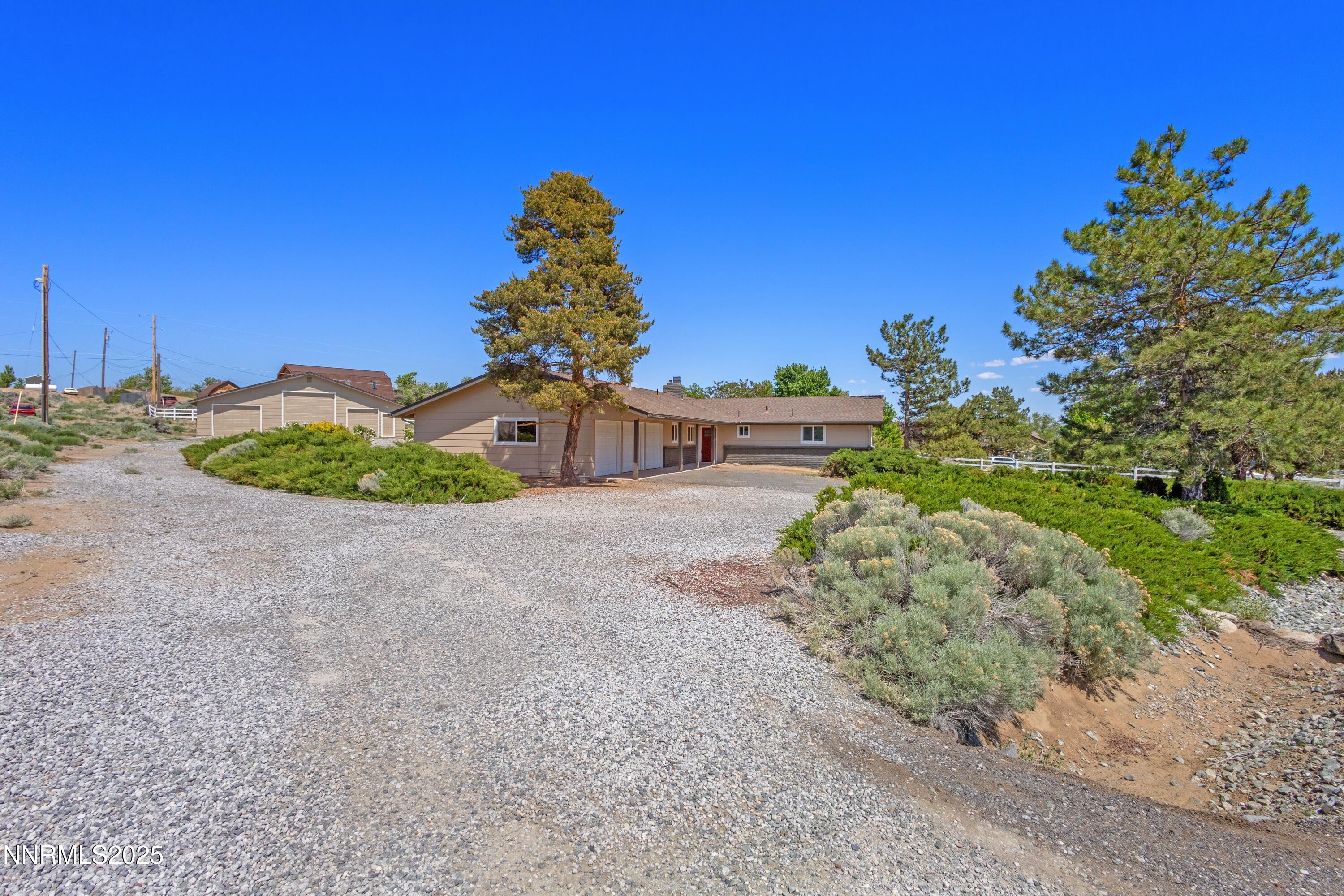 10835 Silver Knolls Boulevard Property Photo 2