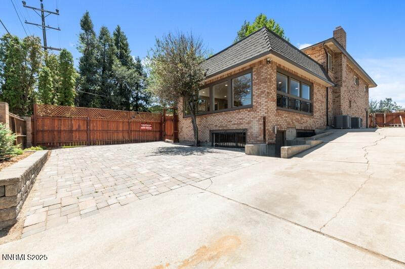 2080 Del Rio Lane Property Photo 35