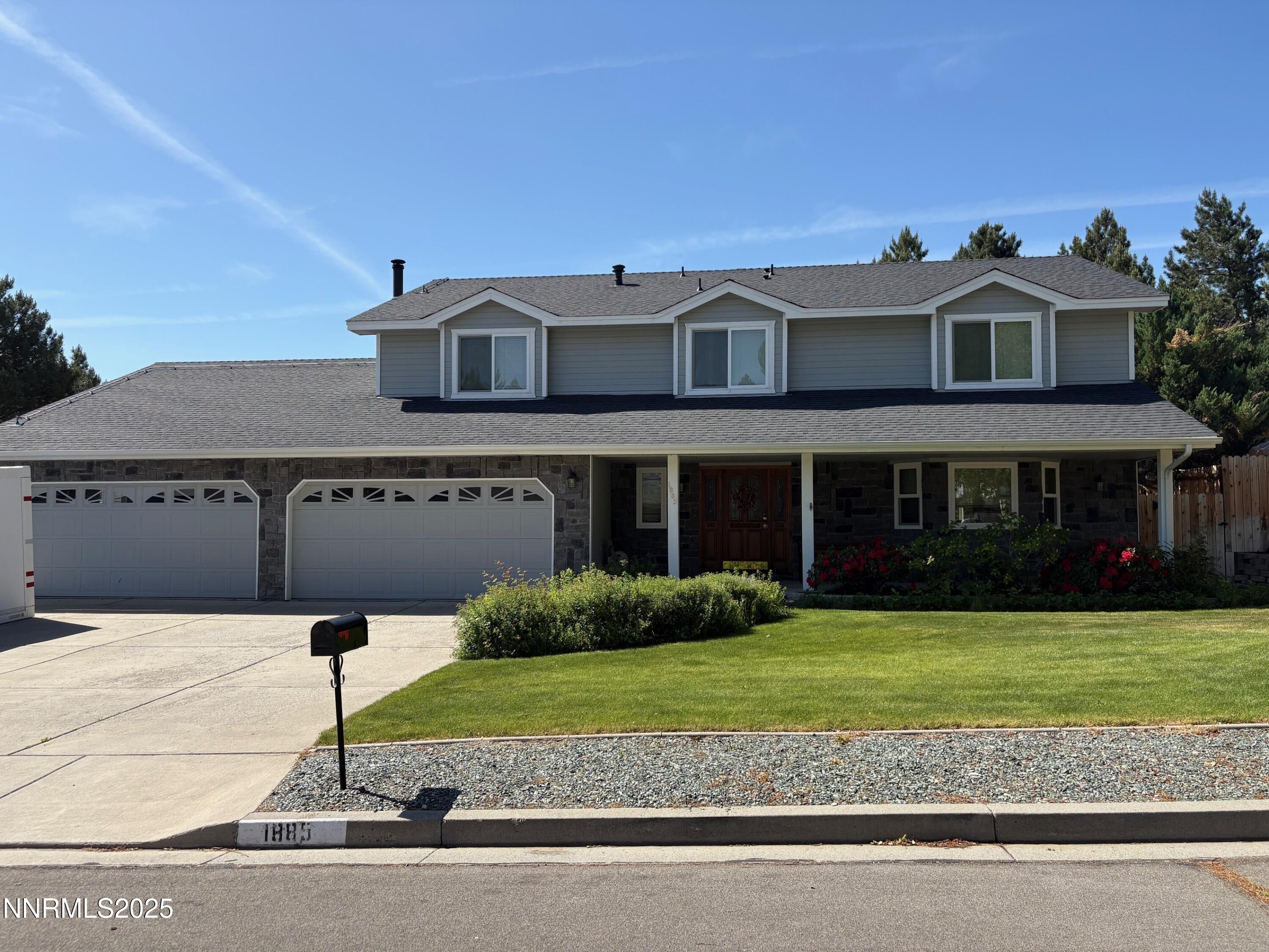 1885 Yale Drive Property Photo 1
