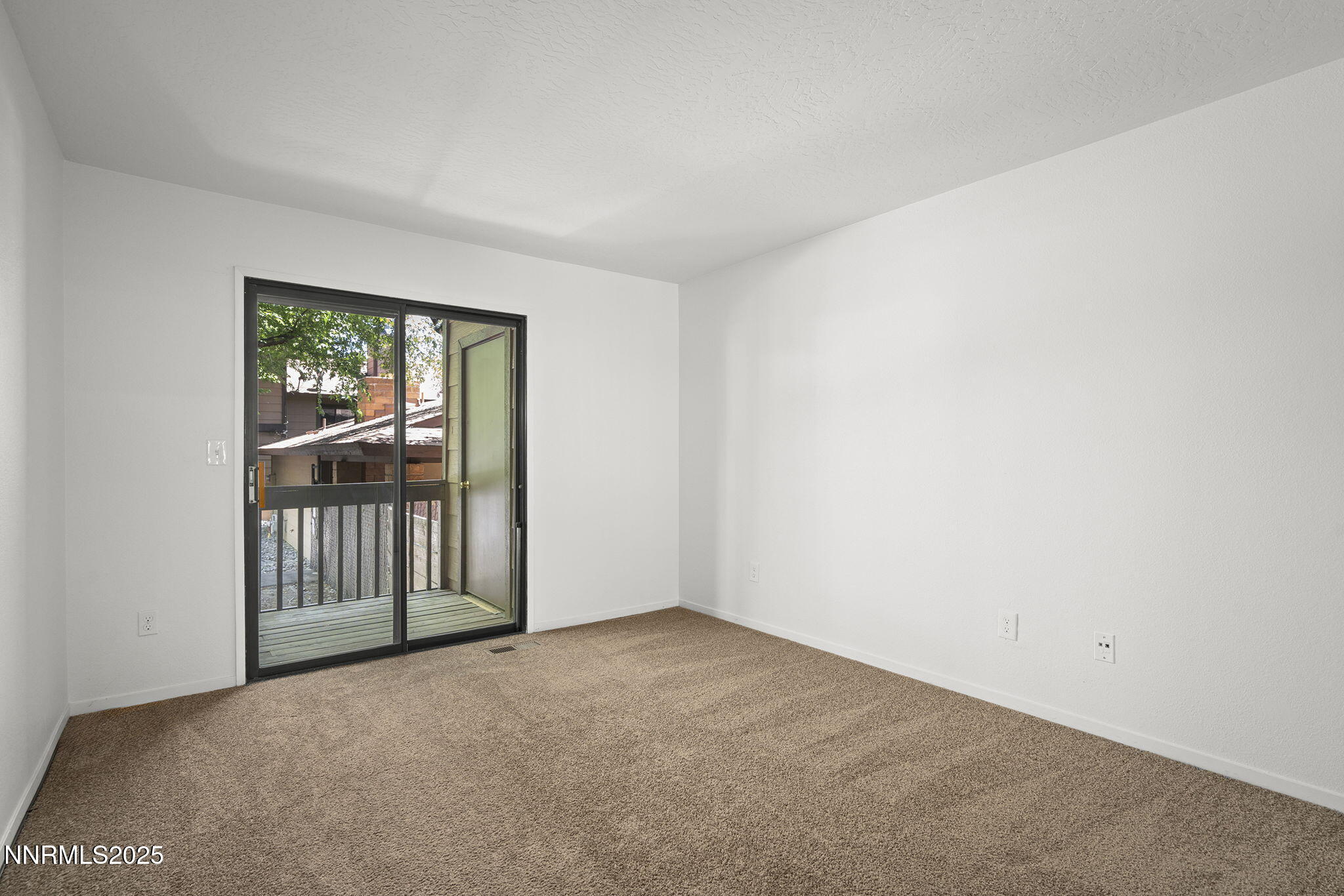 2976 Tierra Verde W Property Photo 14
