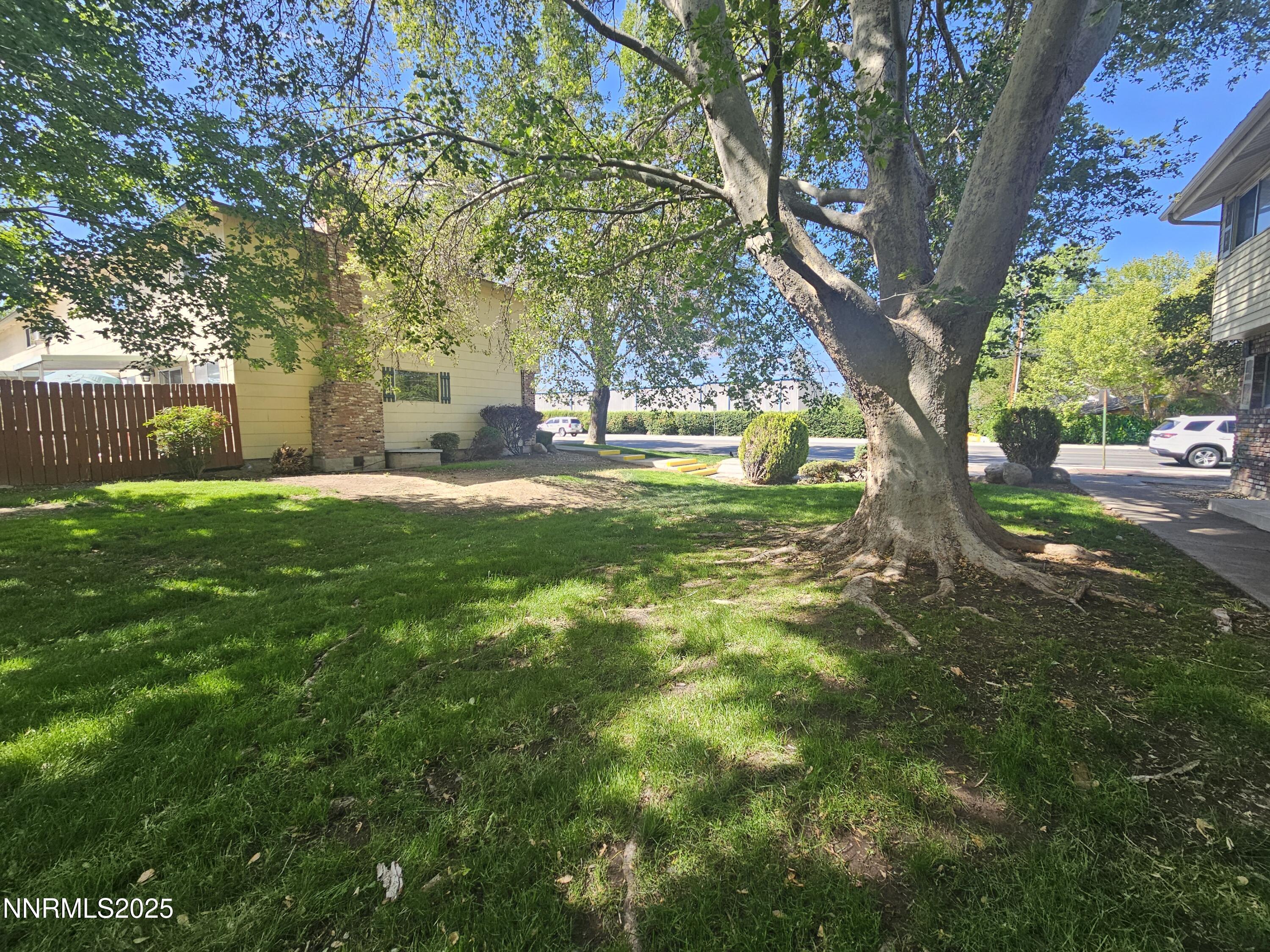277 Smithridge Park Property Photo 21
