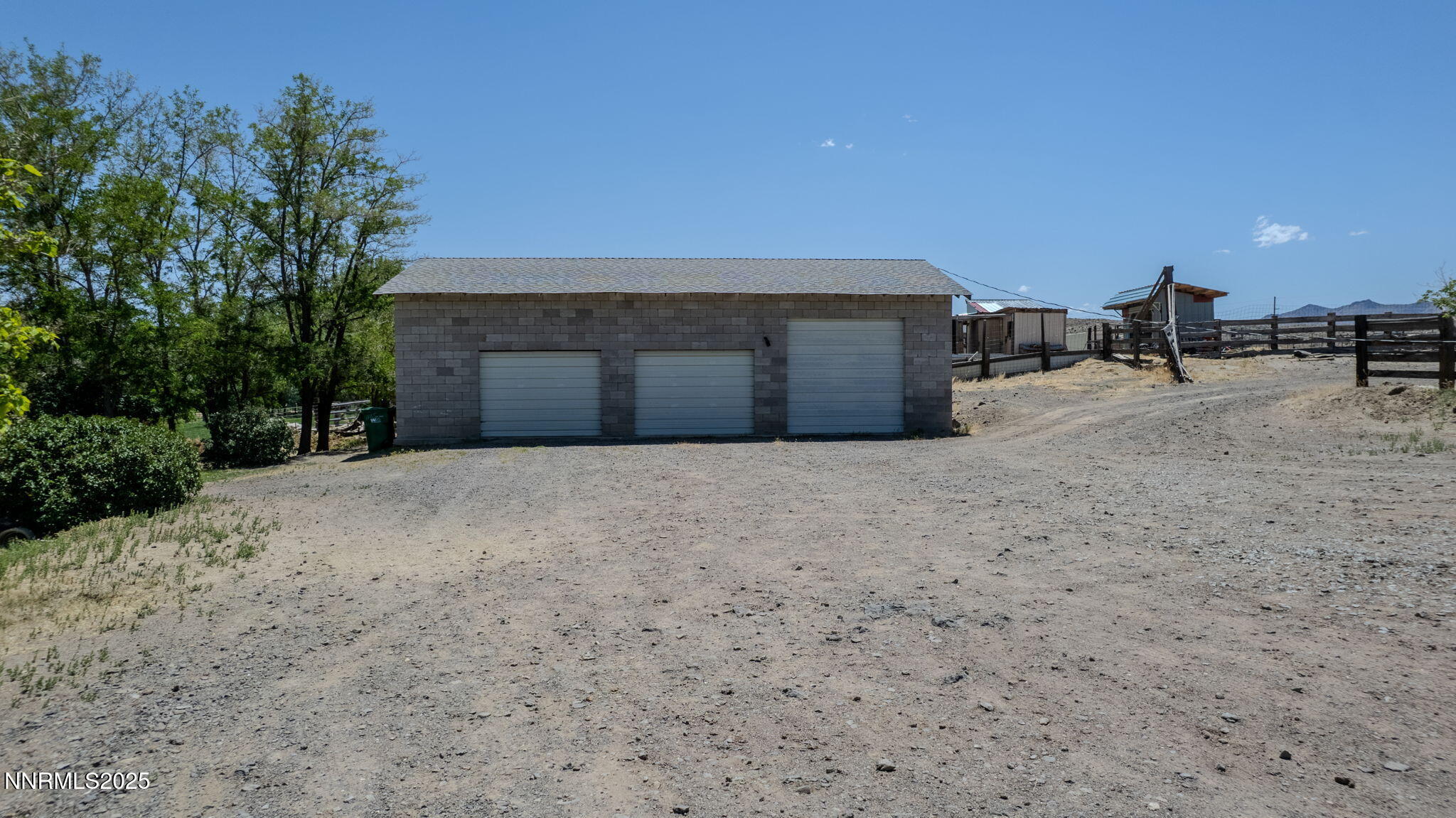 1185 Truckee Lane Property Photo 2