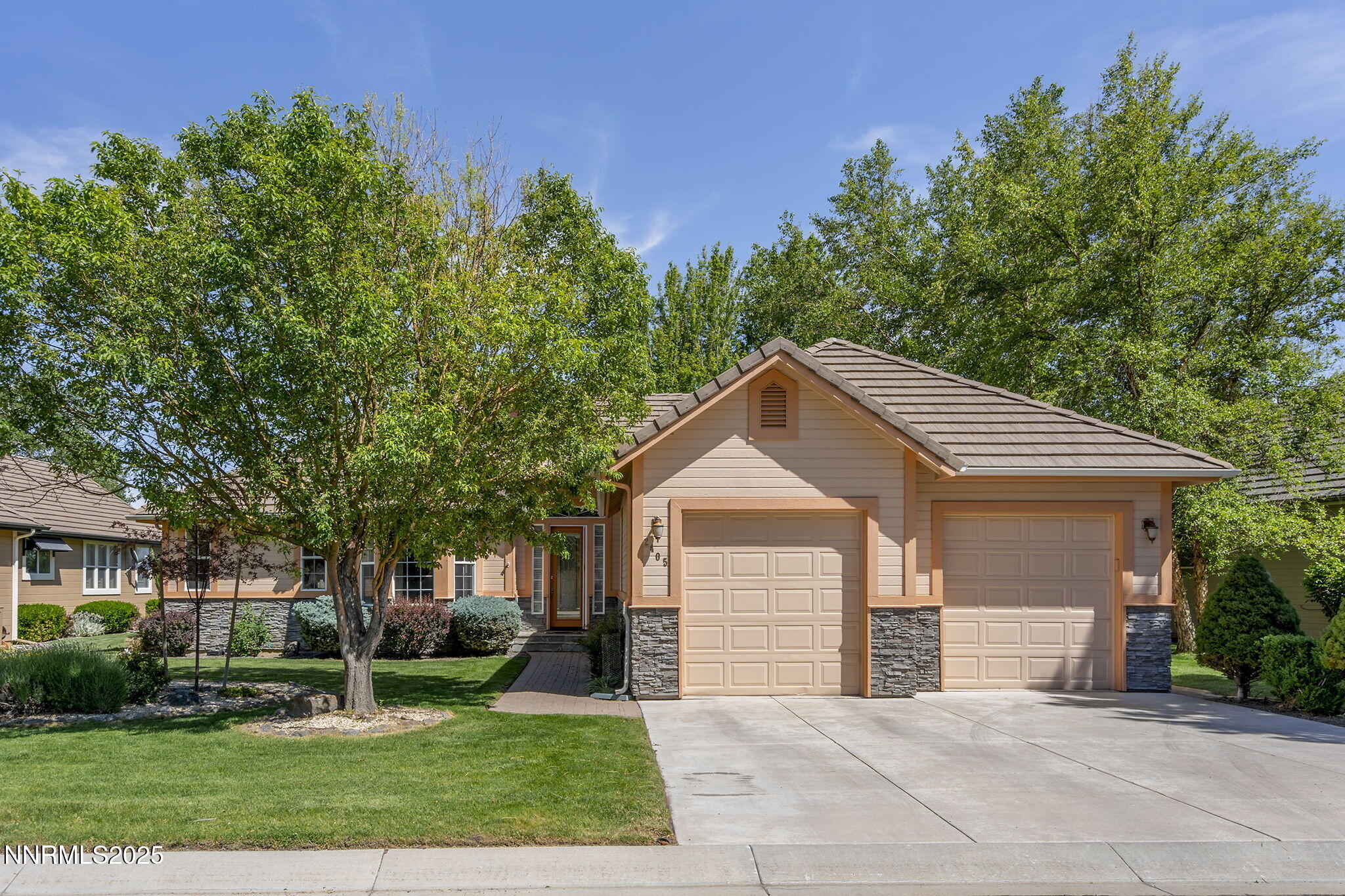 2405 Genoa Meadows Circle Property Photo 1