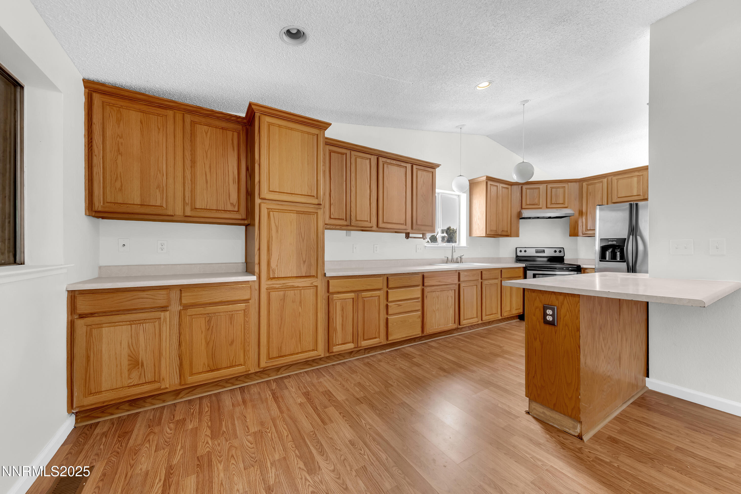 8581 Corrigan Way Property Photo 12