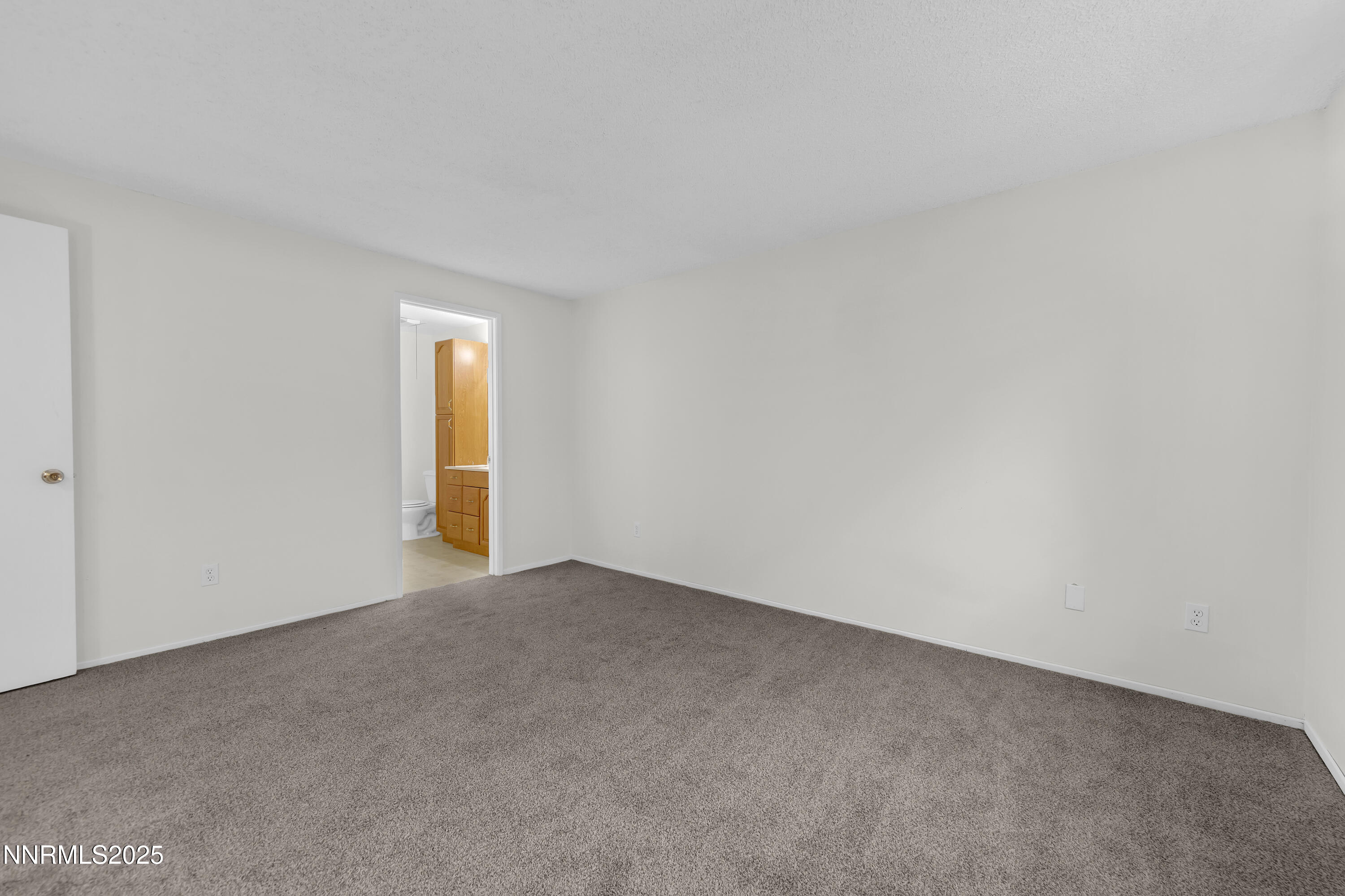 8581 Corrigan Way Property Photo 23