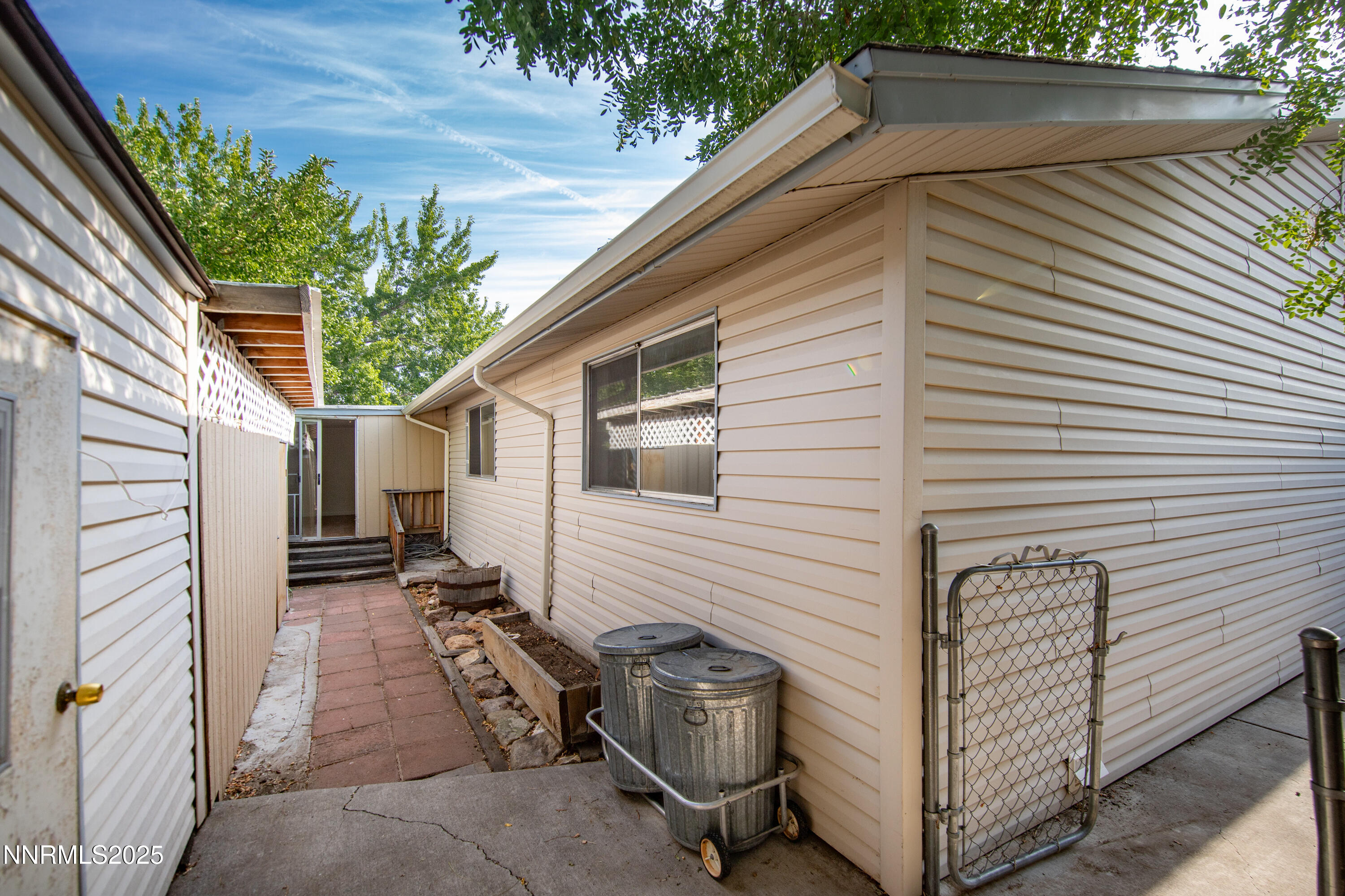 8581 Corrigan Way Property Photo 38