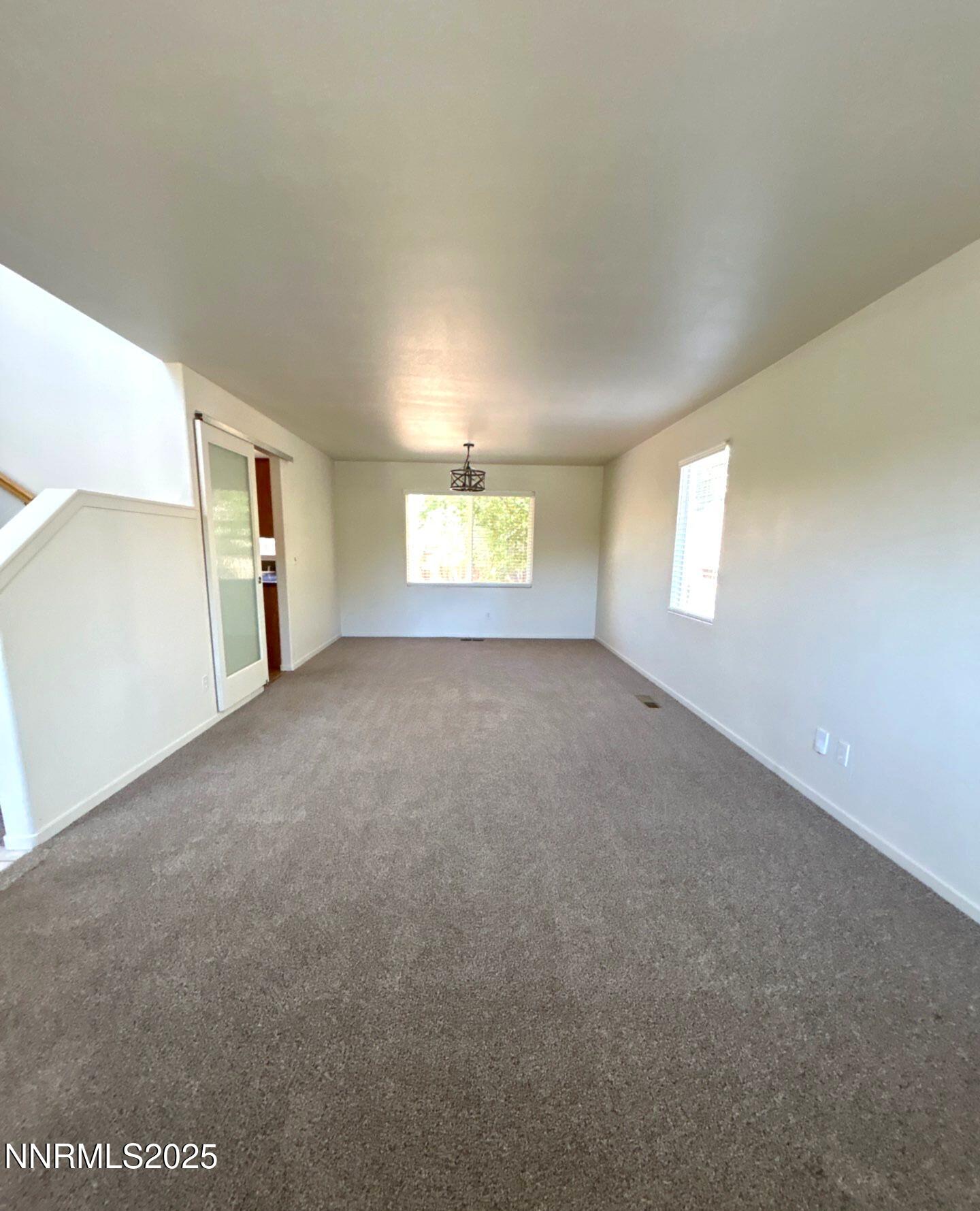5153 Lorenzo Lane Property Photo 4