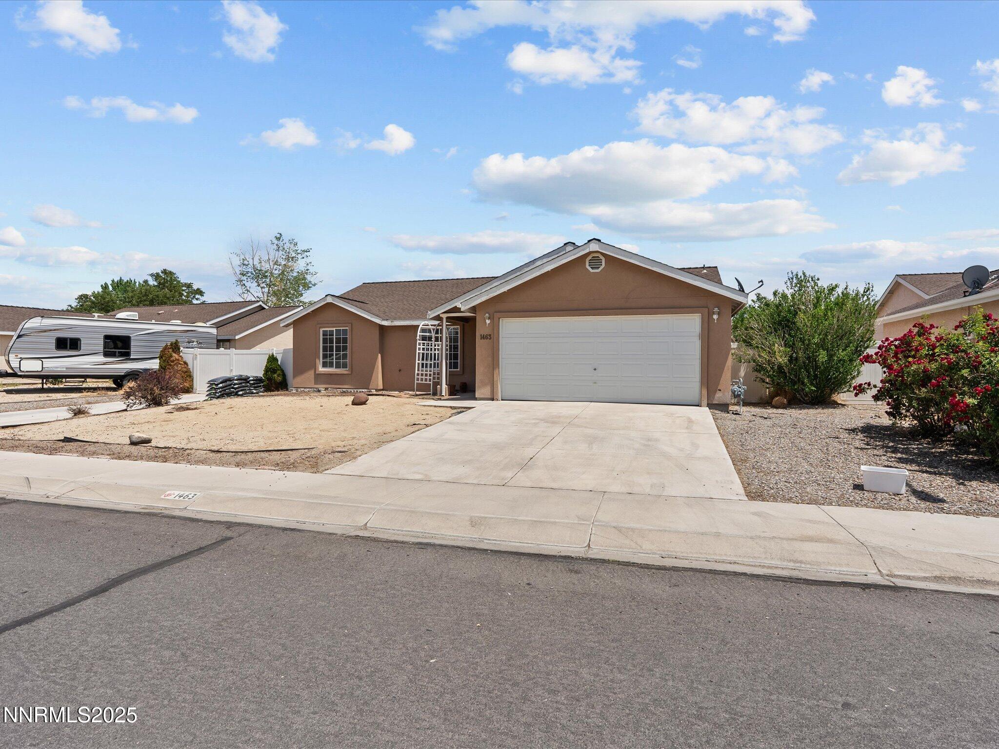 1463 Grey Bluffs Drive Property Photo 2
