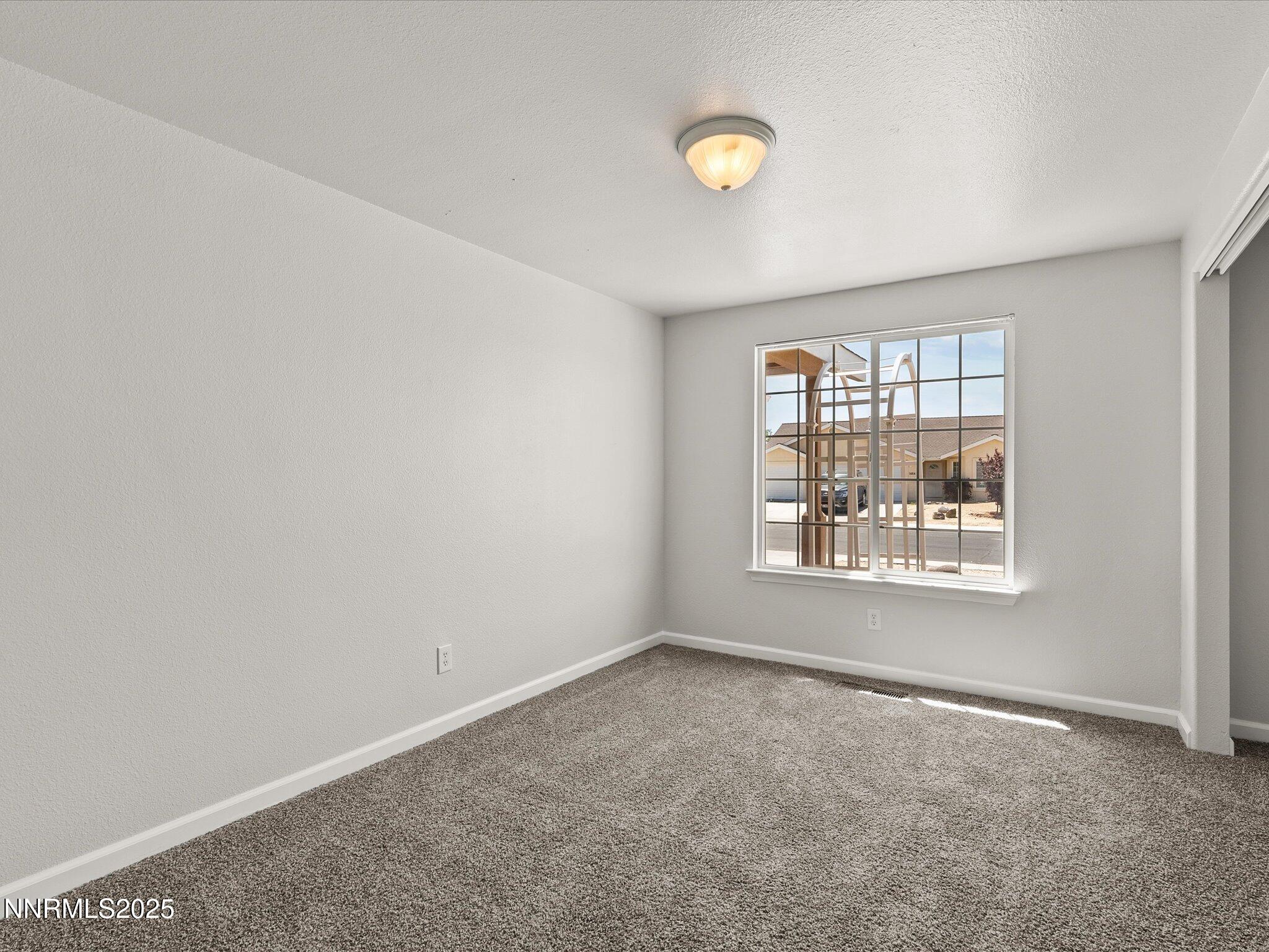 1463 Grey Bluffs Drive Property Photo 29