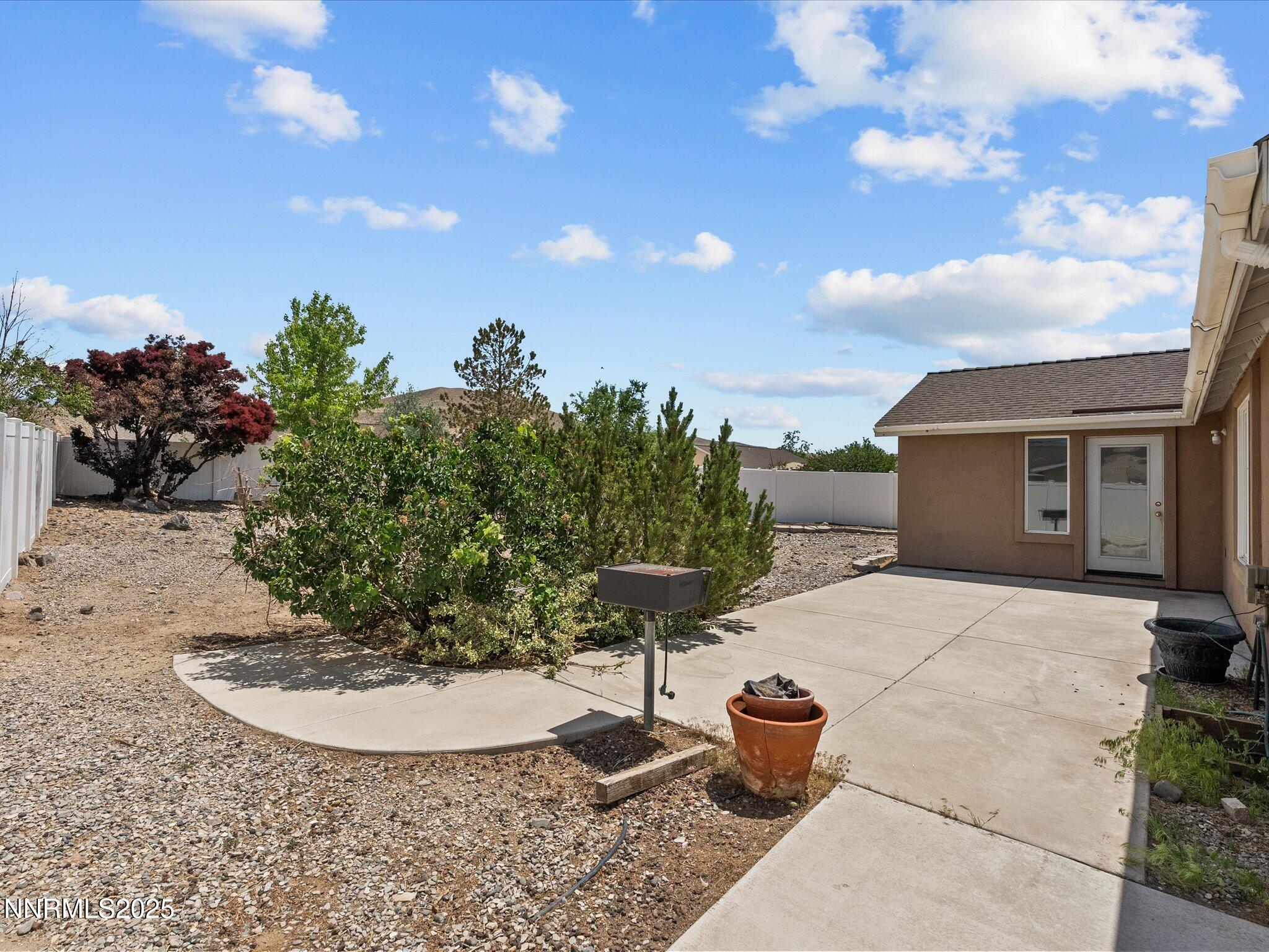 1463 Grey Bluffs Drive Property Photo 35