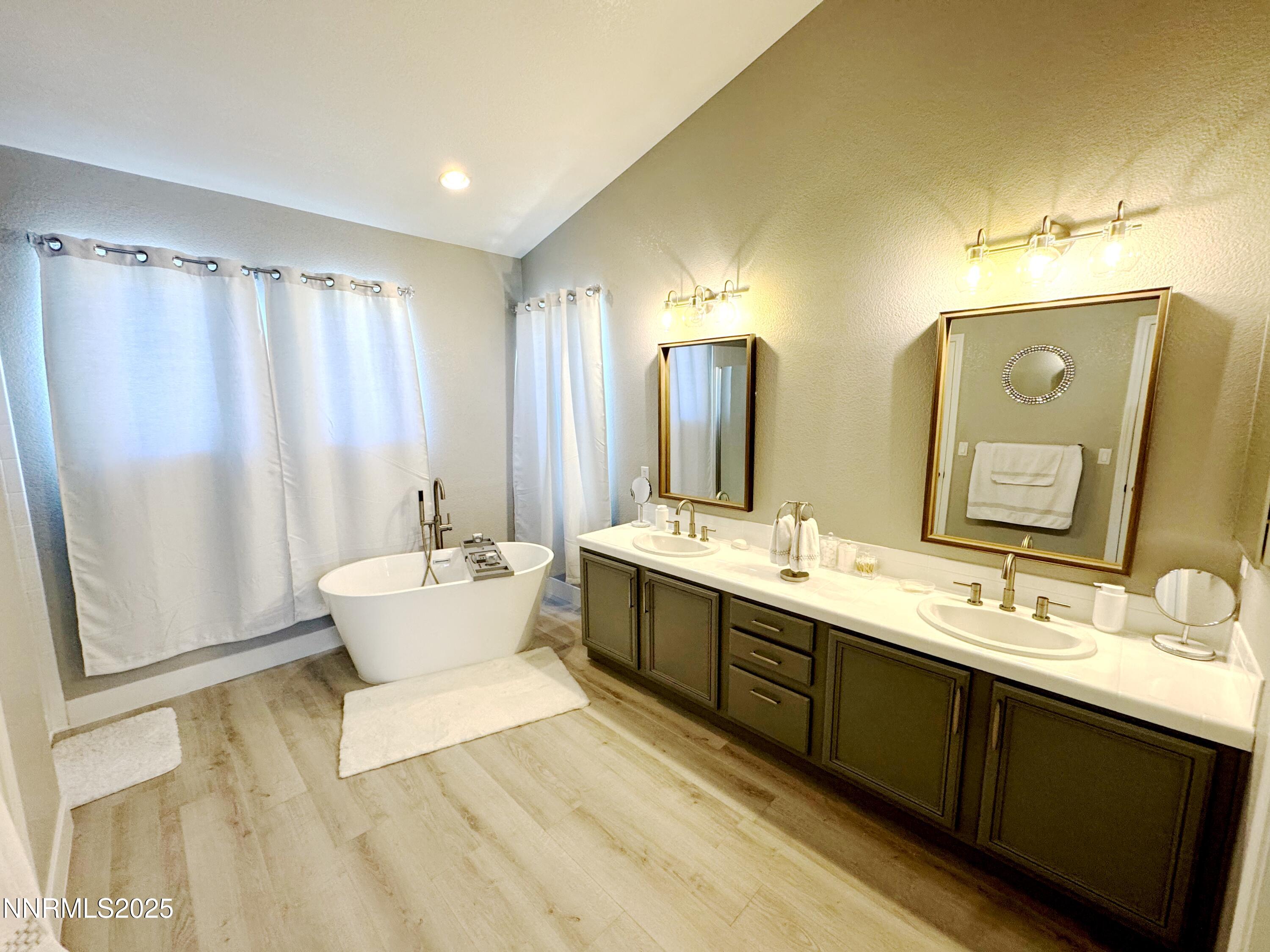 6726 Runnymede Drive Property Photo 22