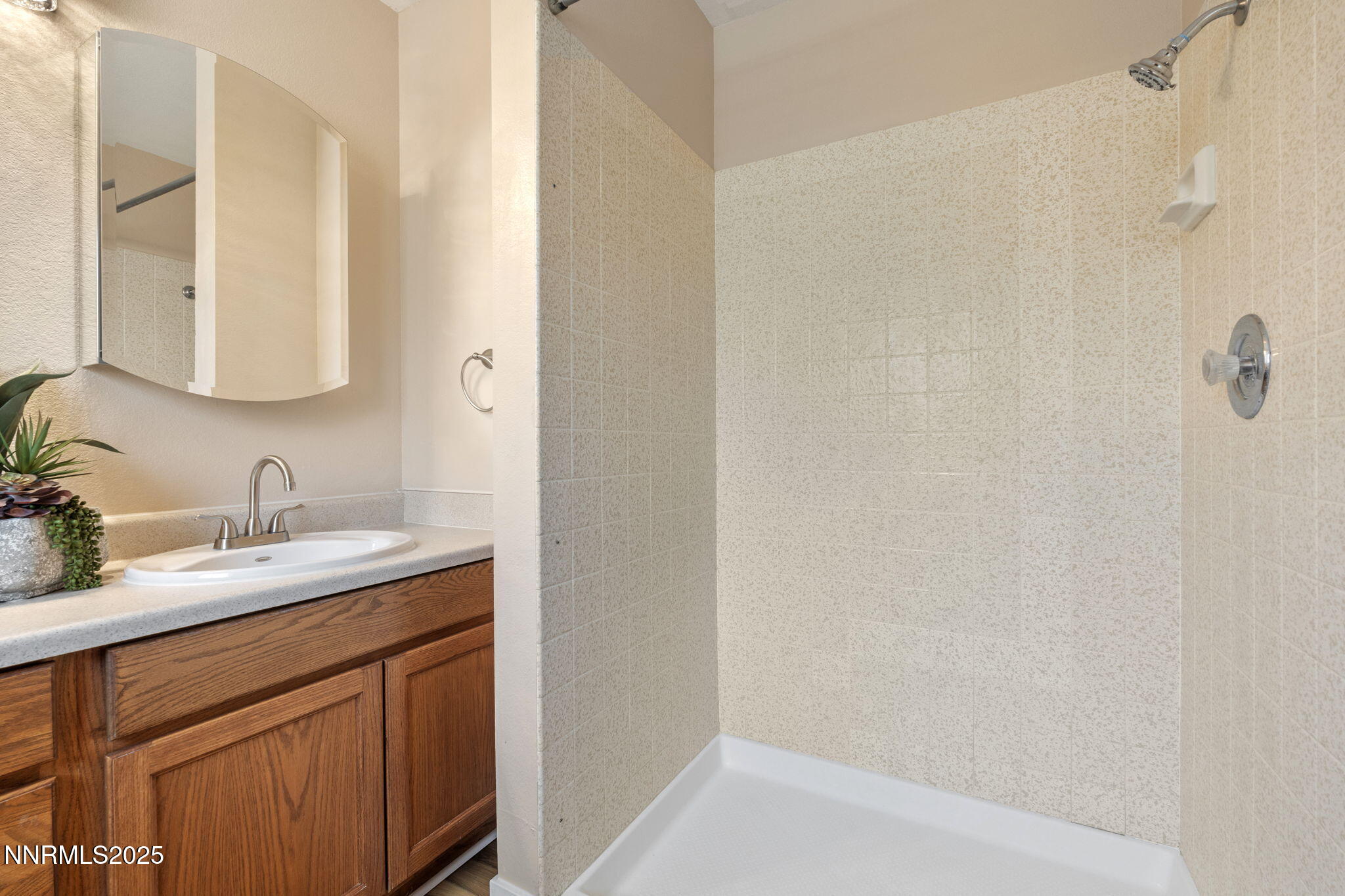 295 Sandia Drive Property Photo 17