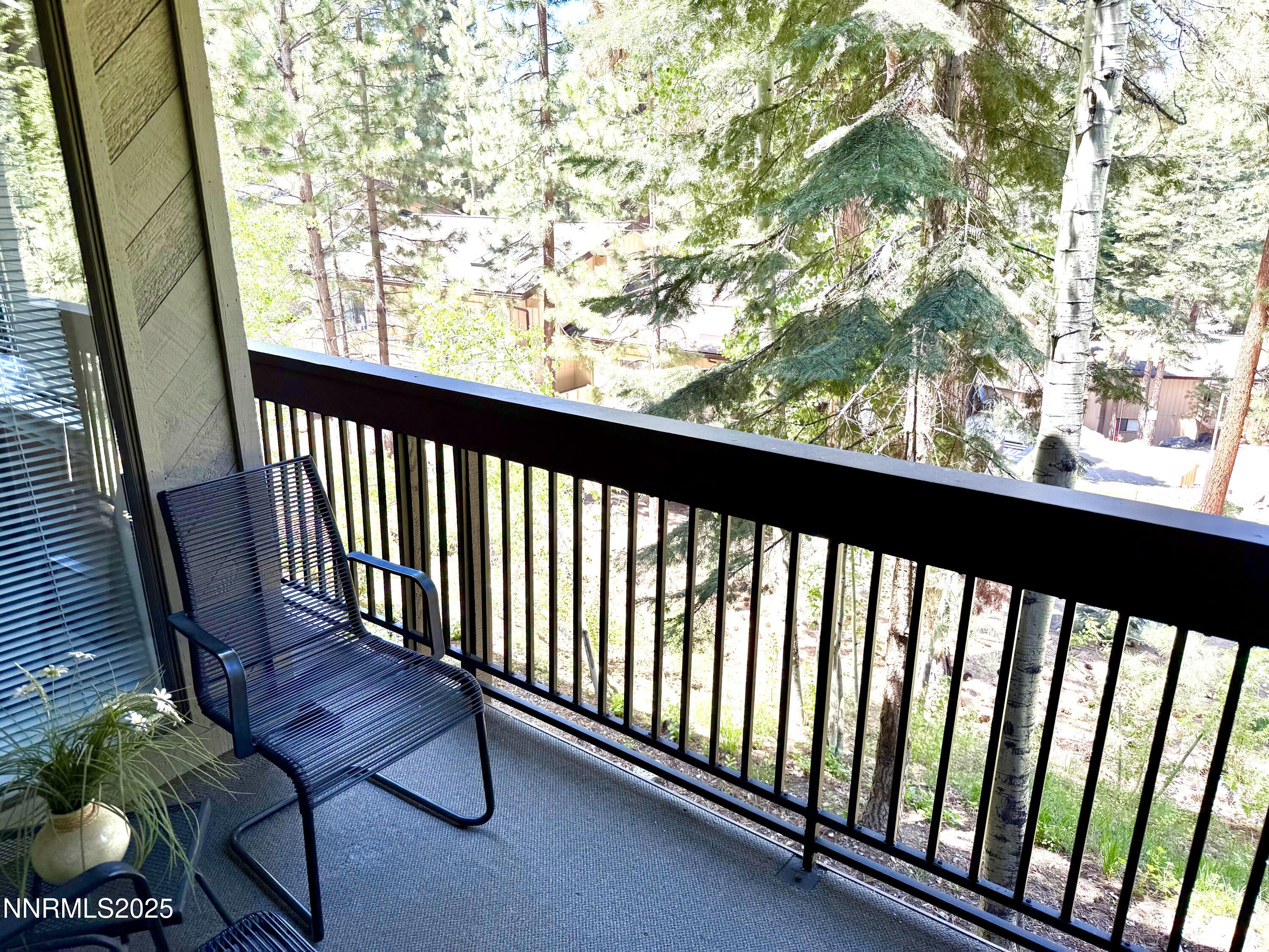 333 Ski Way Property Photo 10