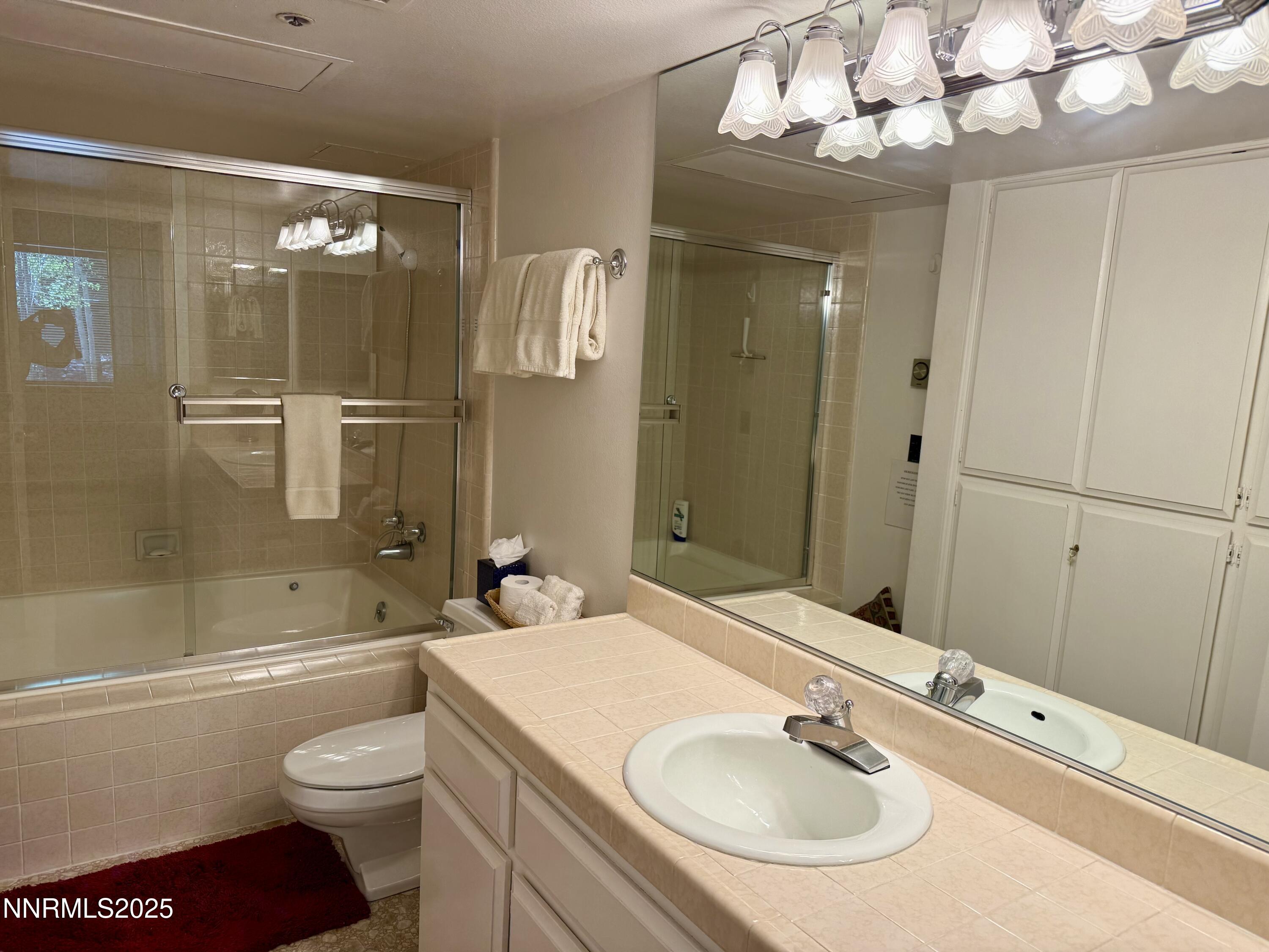 333 Ski Way Property Photo 14