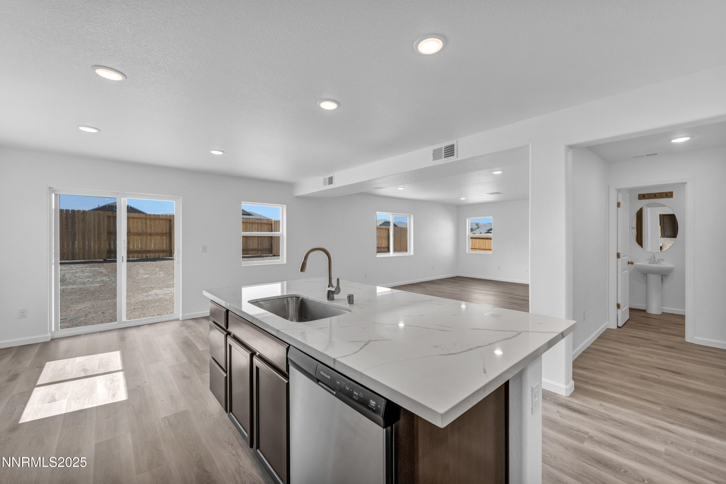 6775 Shell Court Property Photo 4