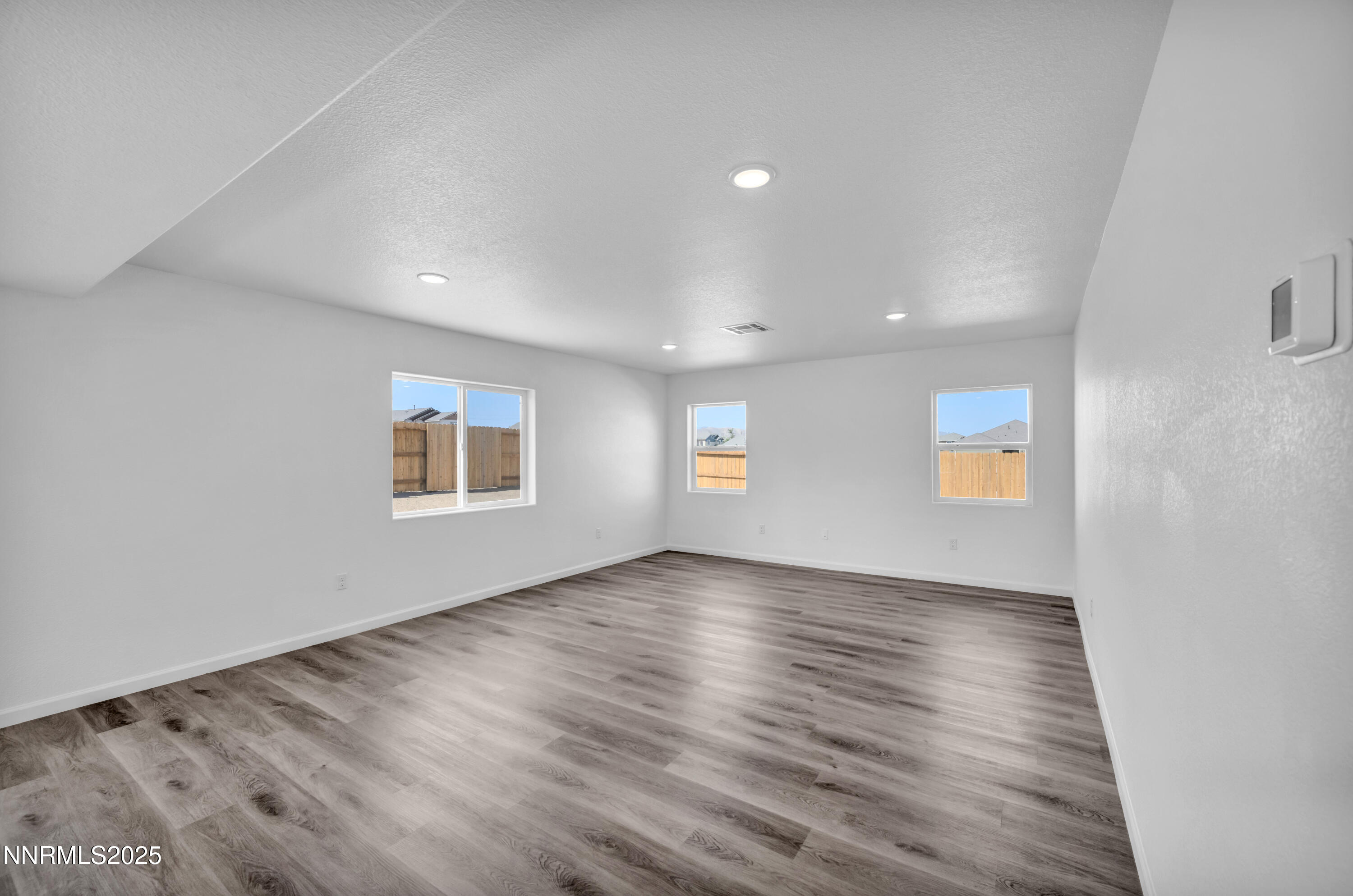 6775 Shell Court Property Photo 7