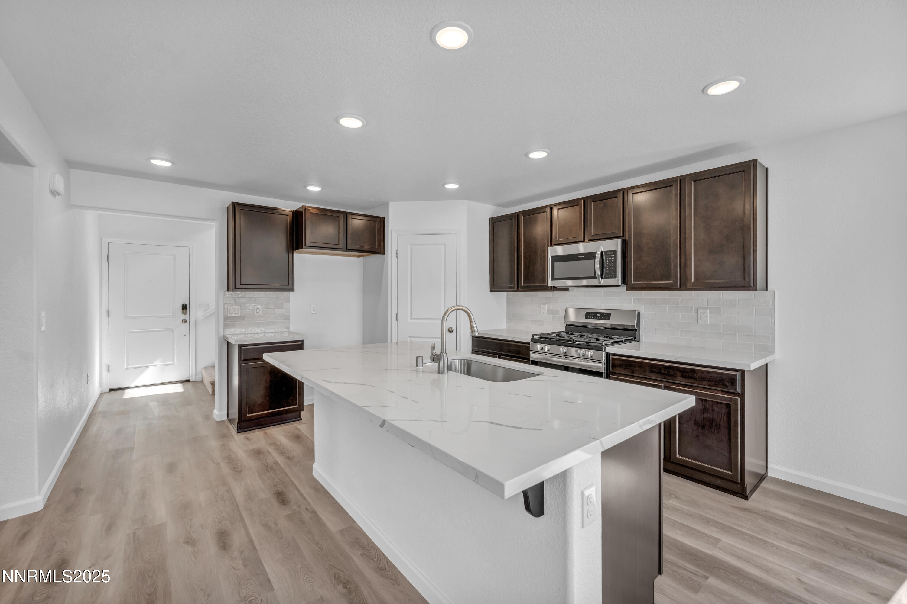 6775 Shell Court Property Photo 8