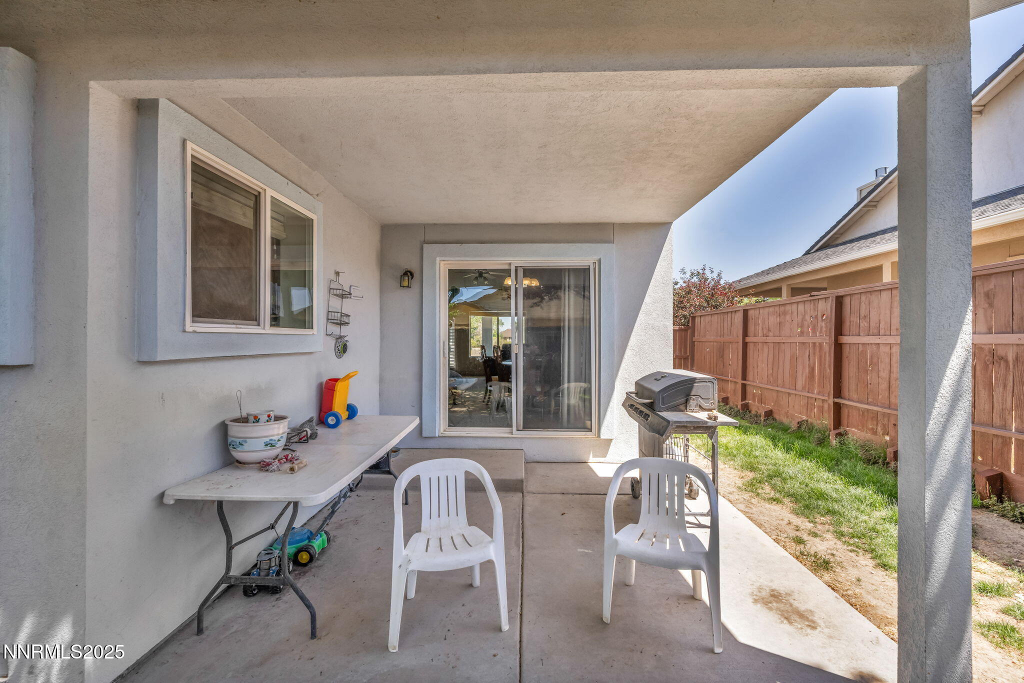 753 Divot Drive Property Photo 8