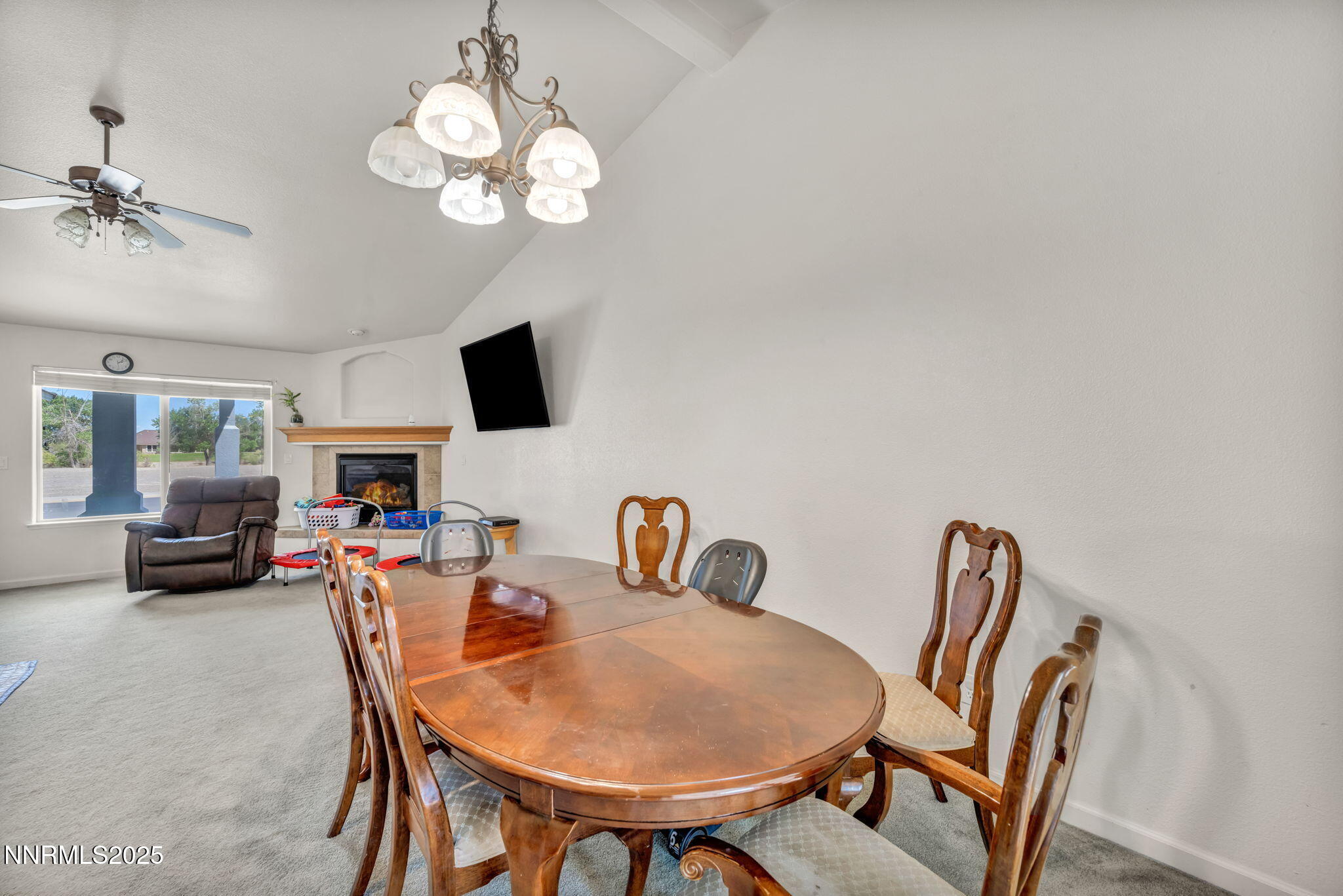 753 Divot Drive Property Photo 15