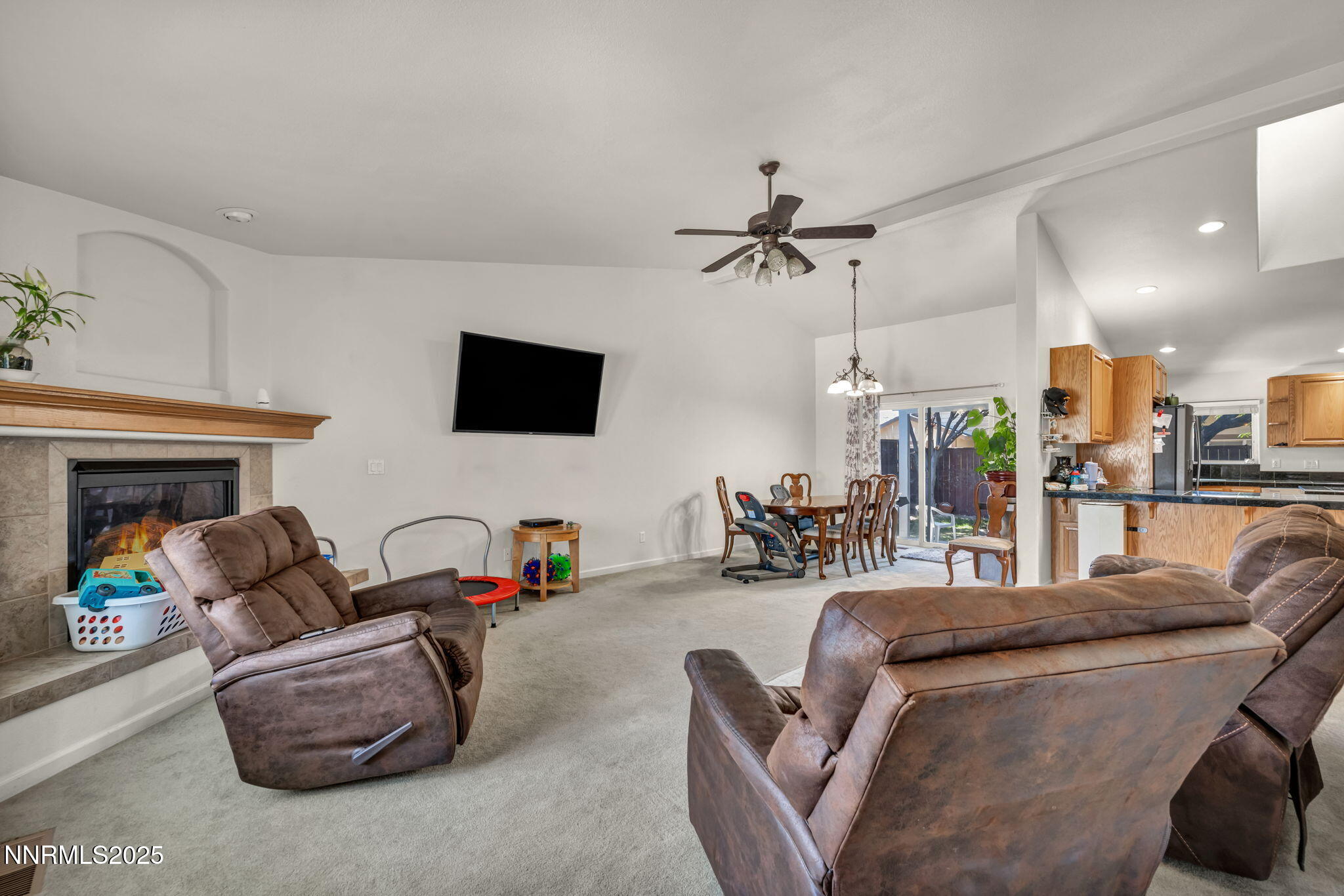 753 Divot Drive Property Photo 24