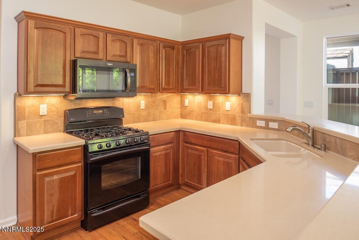 9121 Quilberry Way Property Photo 11