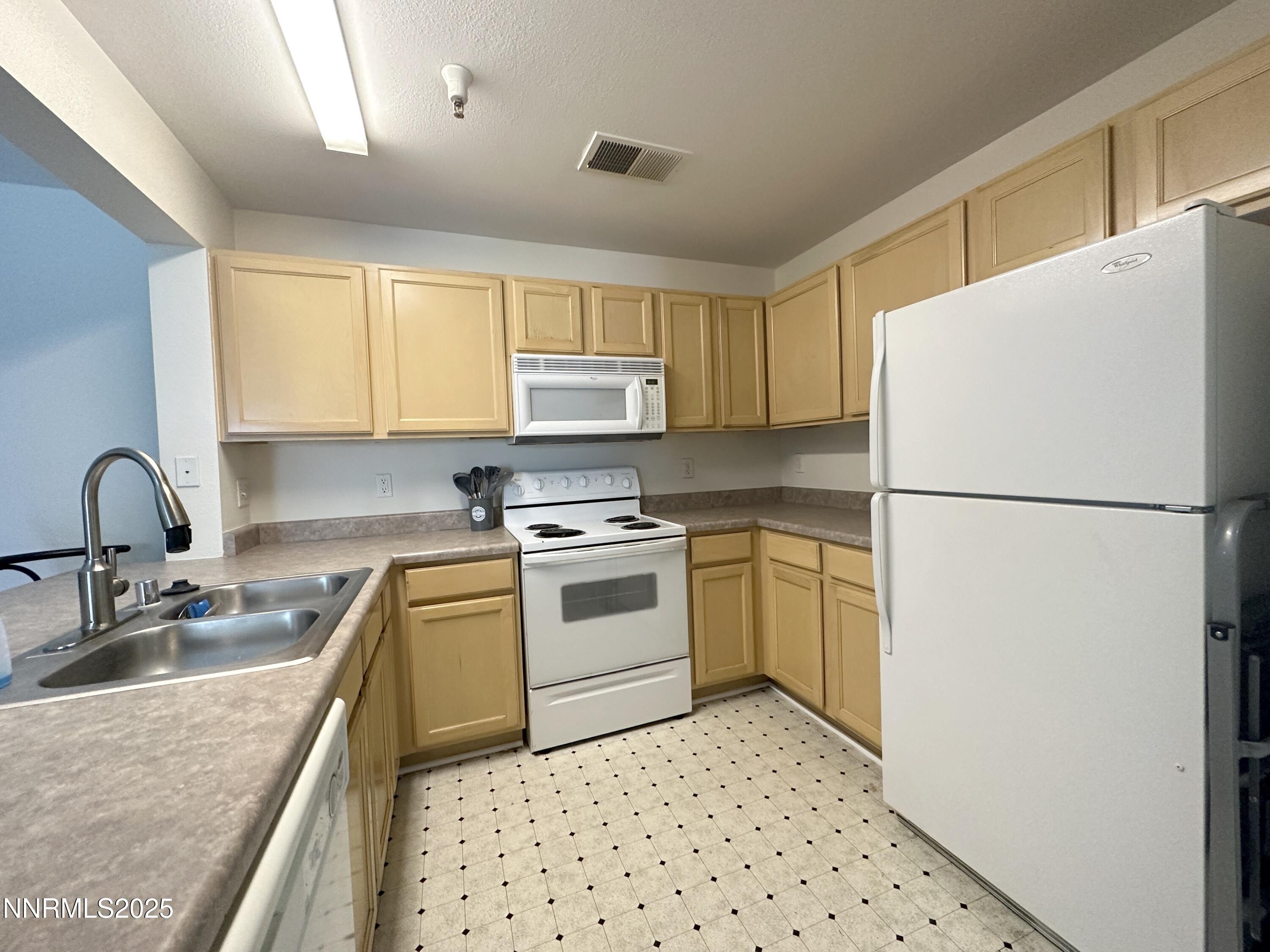 200 Talus Way Property Photo 1