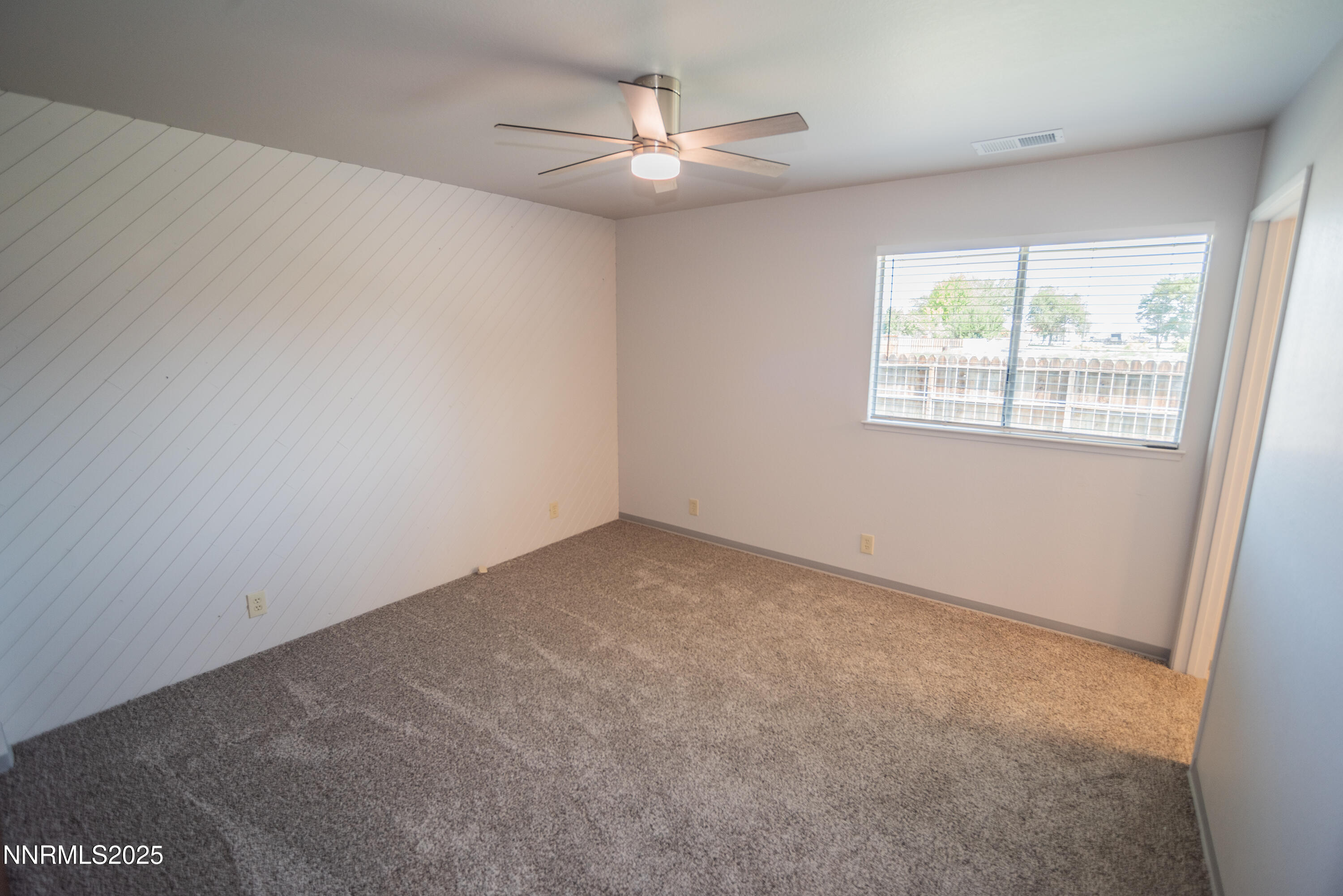 231 N Whitacre Street Property Photo 7