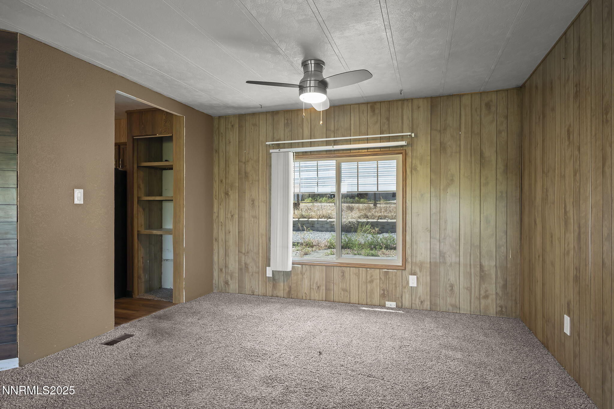 4658 Maynard Way Property Photo 4