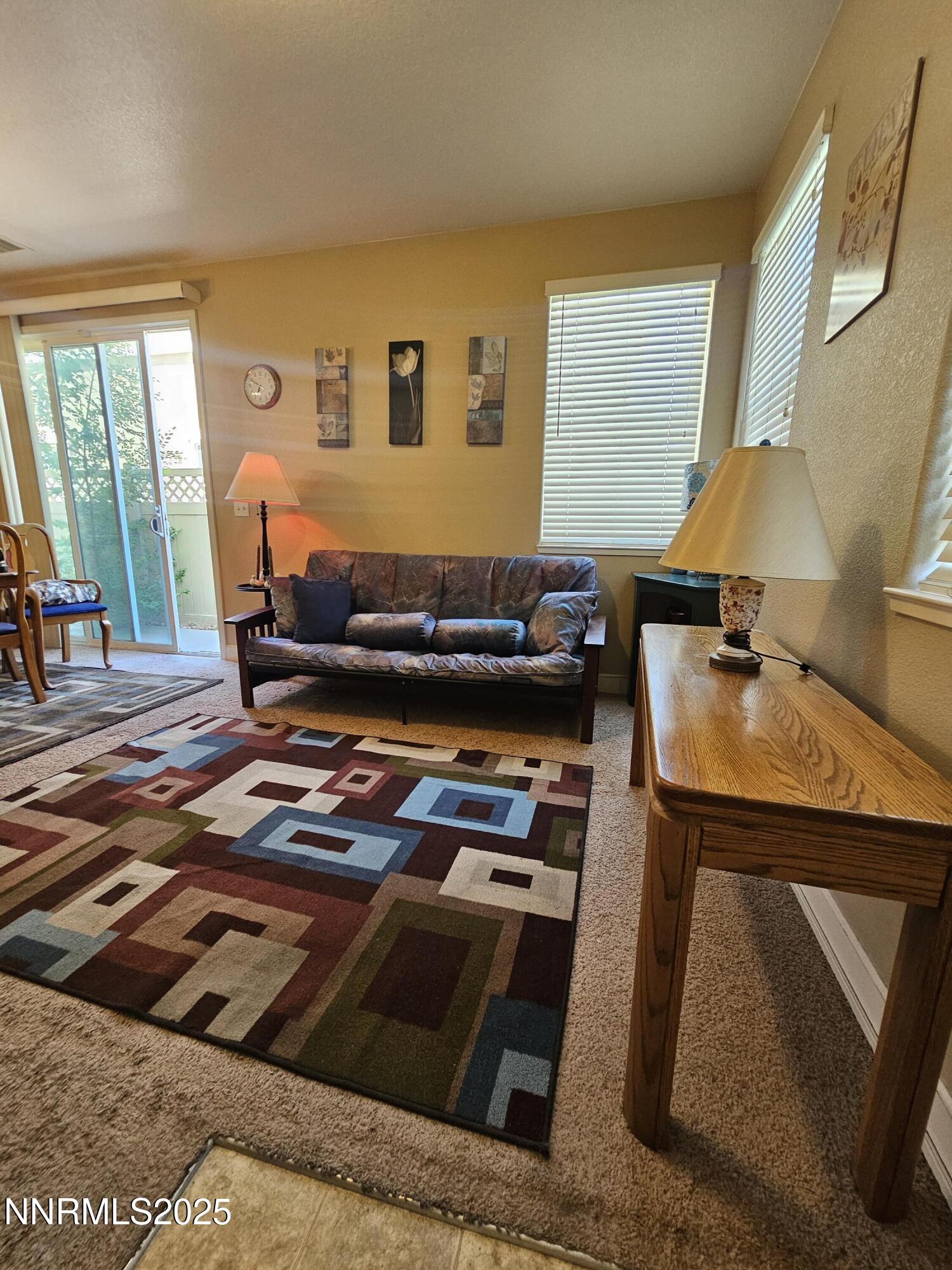1242 Figuero Way Property Photo 7