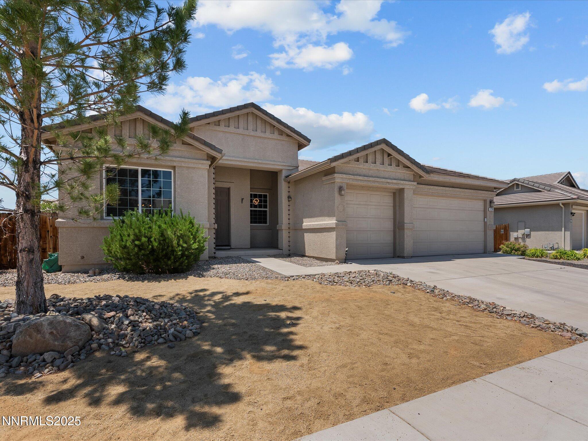 129 Maze Avenue Property Photo 1
