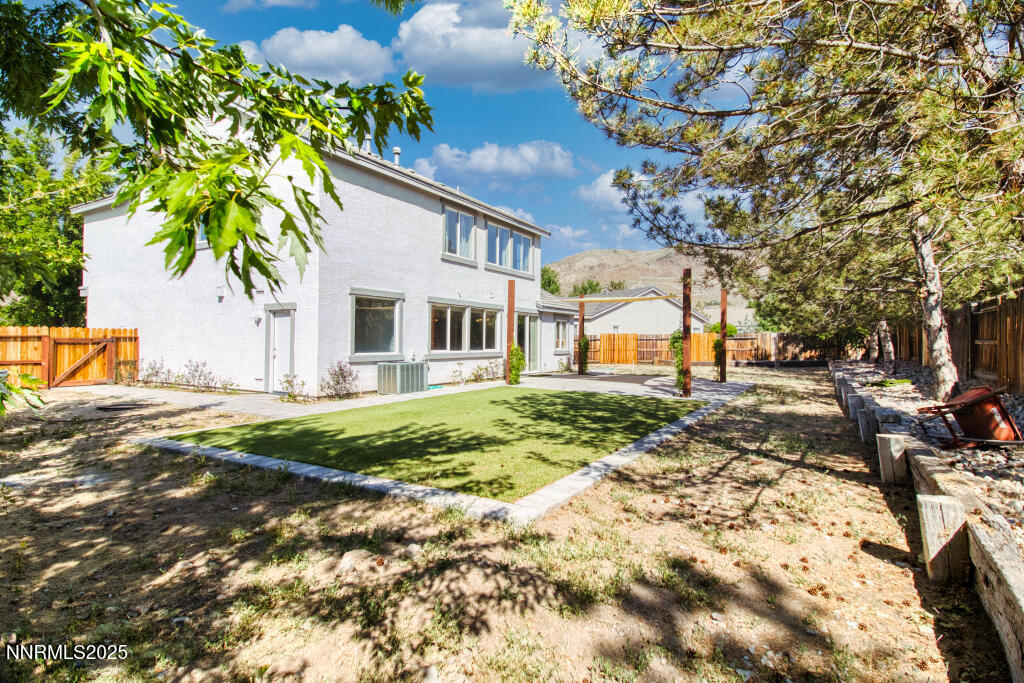 10595 Baton Court Property Photo 12