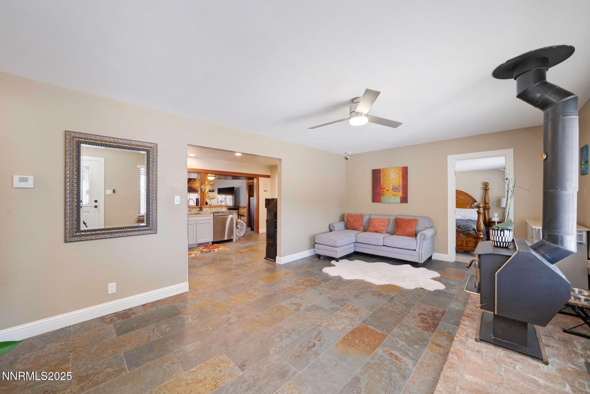 12245 Spruce Lane Property Photo 5